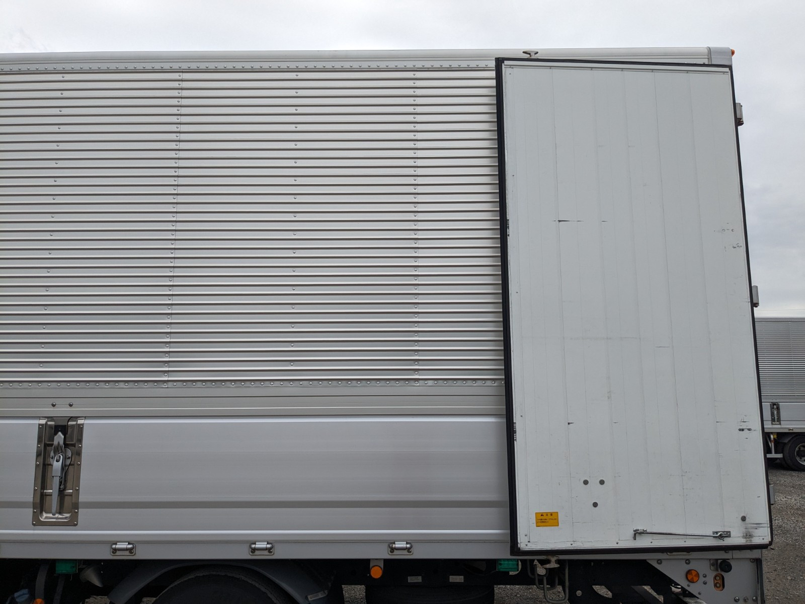 三菱 ファイター 2KG-FK65F(2WD)の写真20