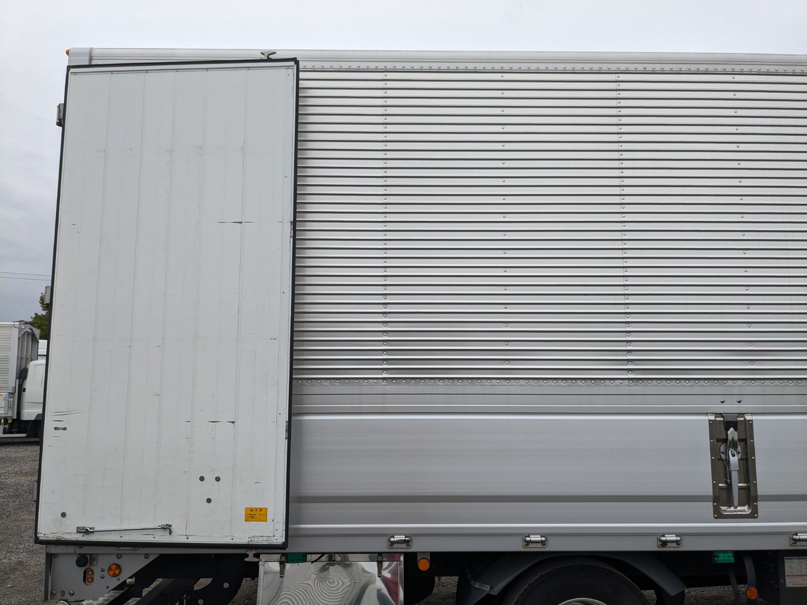 三菱 ファイター 2KG-FK65F(2WD)の写真26