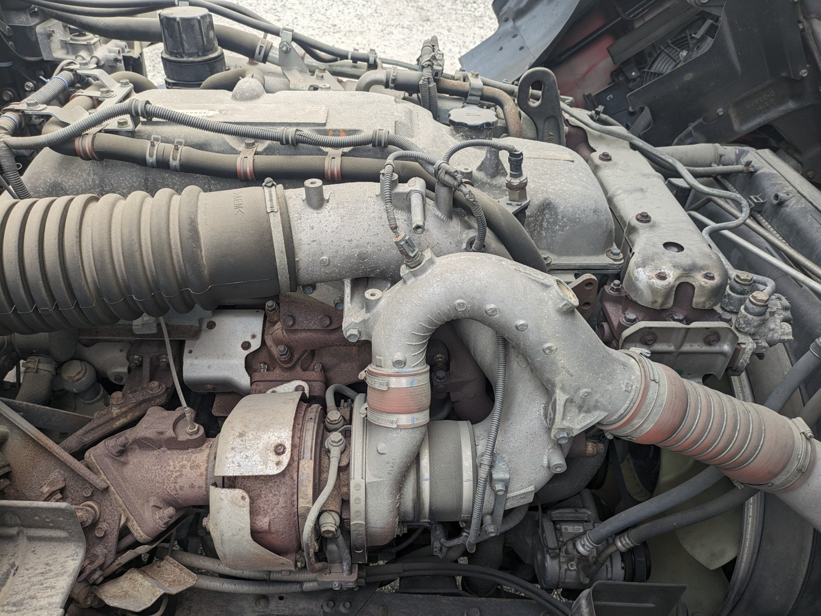 いすゞ ギガ 2PG-CYJ77C(8x4)の写真48