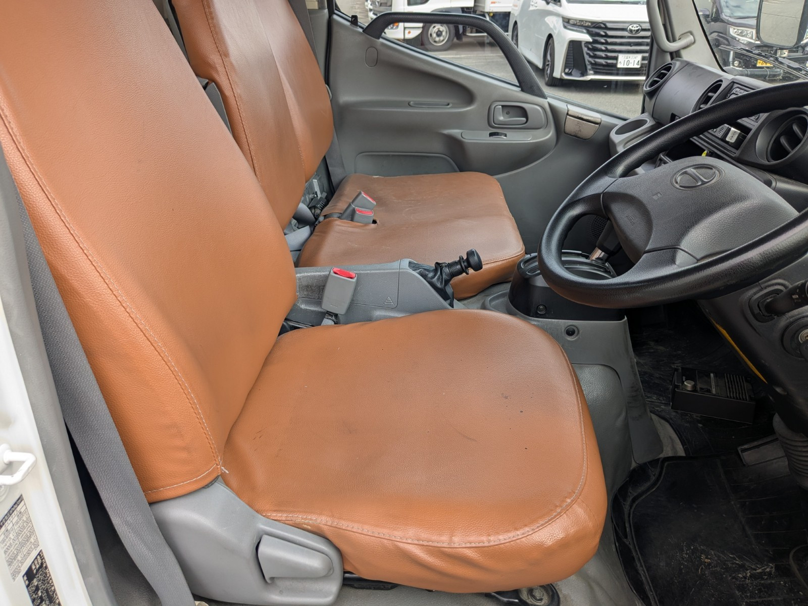 日野 デュトロ TPG-XZU600X(2WD)の写真35