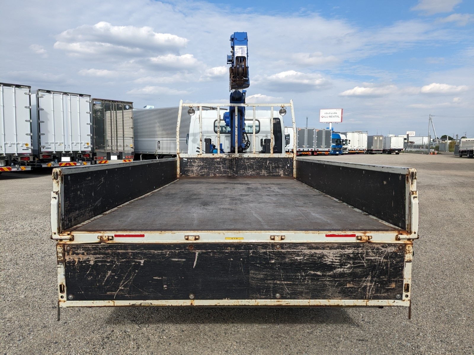 三菱 キャンター TKG-FEB90(2WD)の写真9