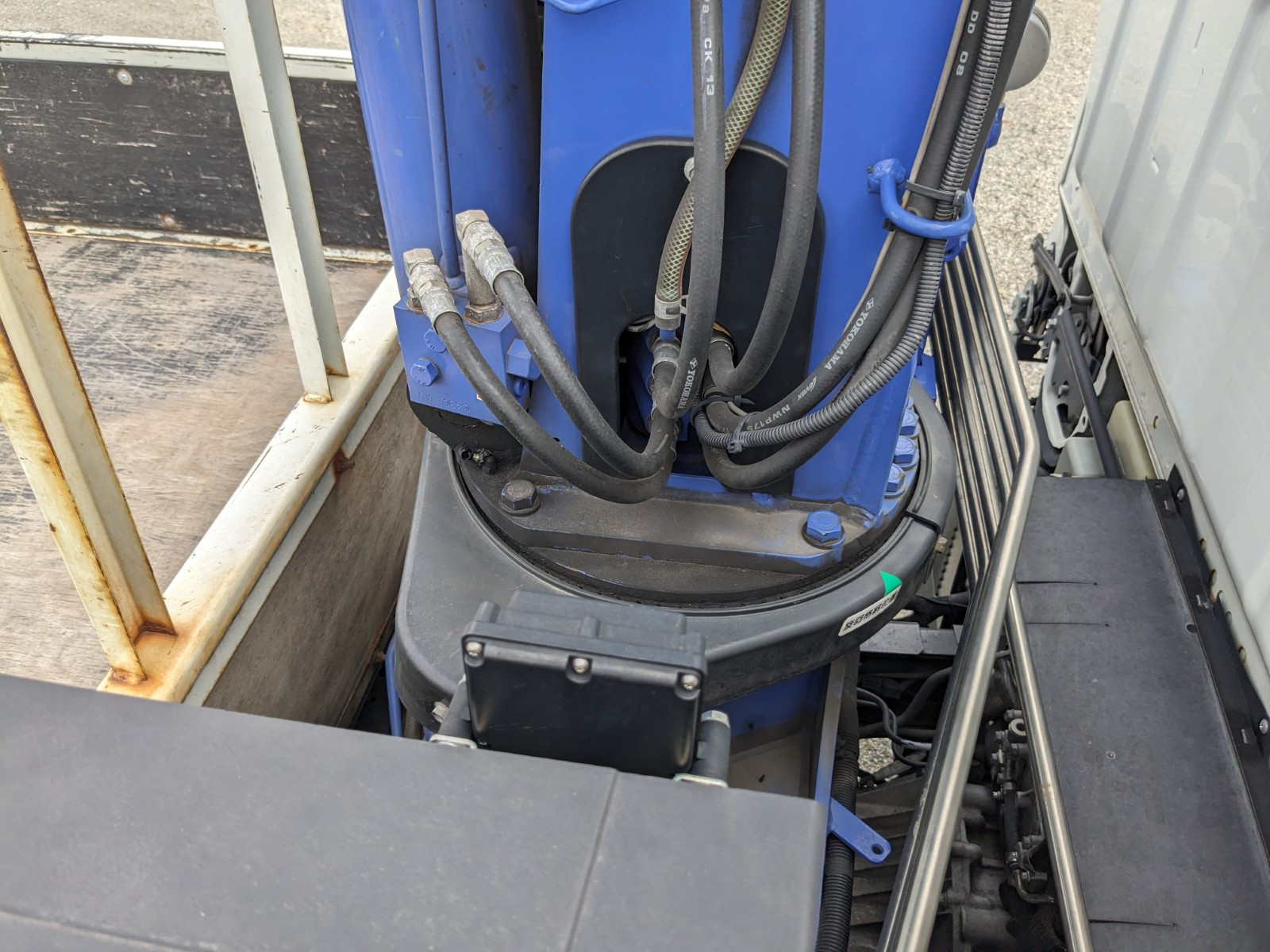 三菱 キャンター TKG-FEB90(2WD)の写真26