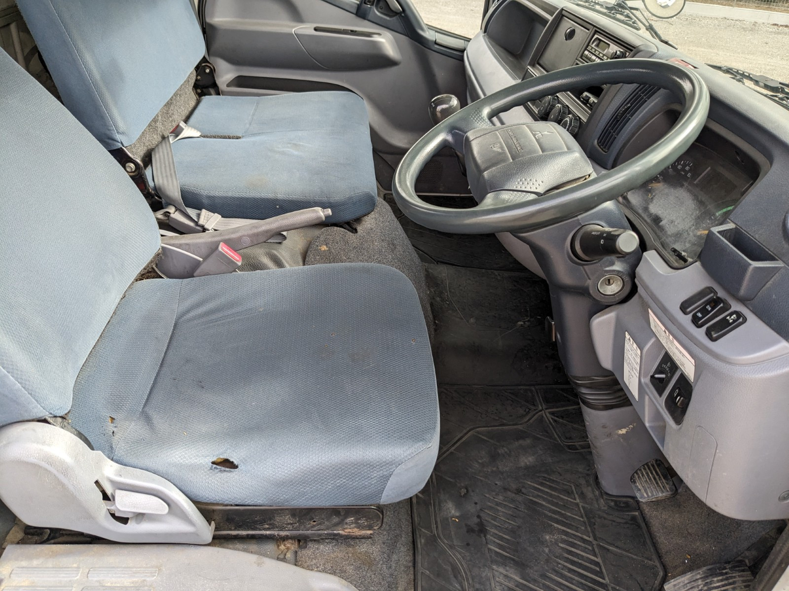 三菱 キャンター TKG-FEB90(2WD)の写真35