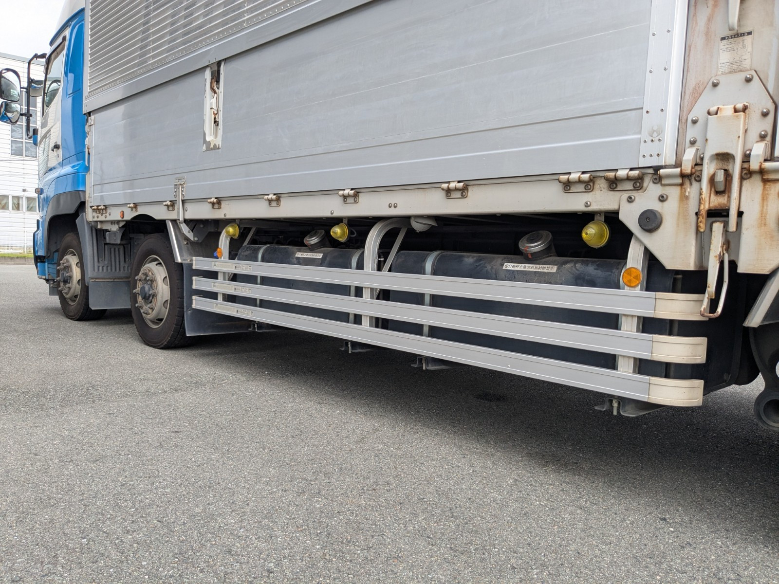 日野 プロフィア QKG-FW1EXBG(8x4)の写真14