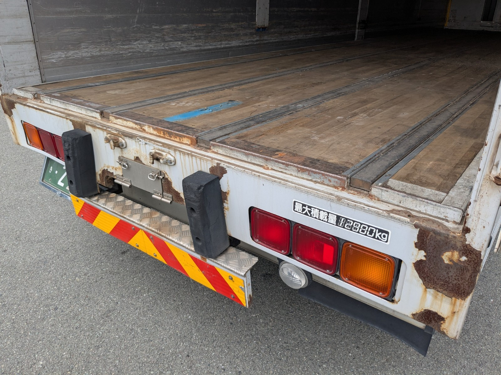 日野 プロフィア QKG-FW1EXBG(8x4)の写真19