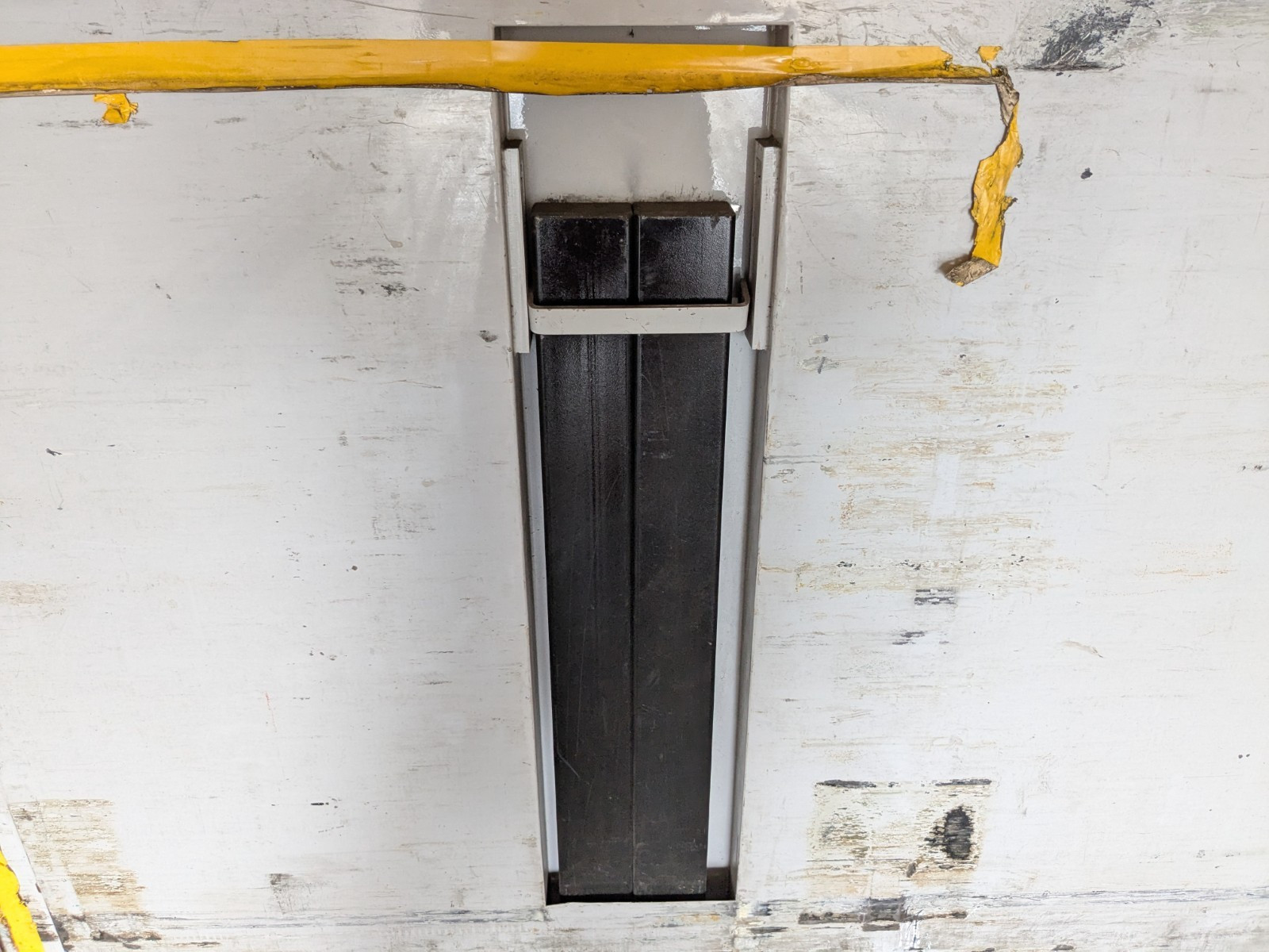 日野 プロフィア QKG-FW1EXBG(8x4)の写真25