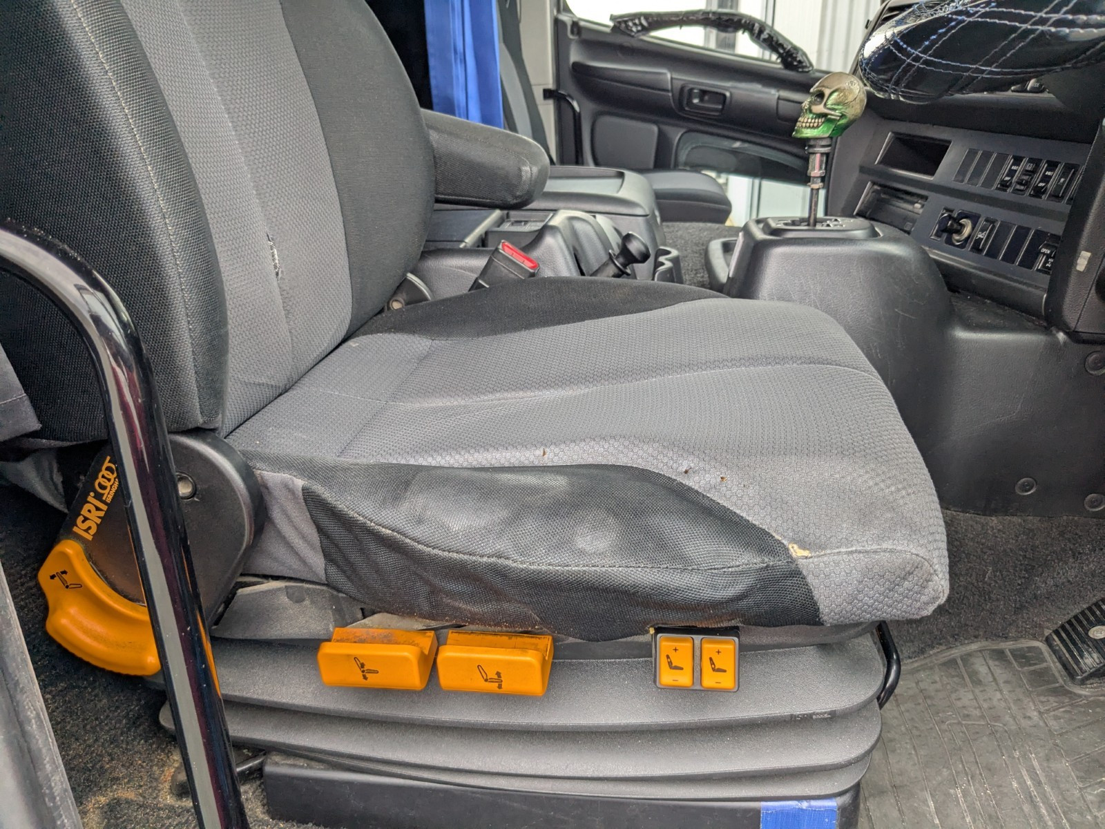 日野 プロフィア QKG-FW1EXBG(8x4)の写真41