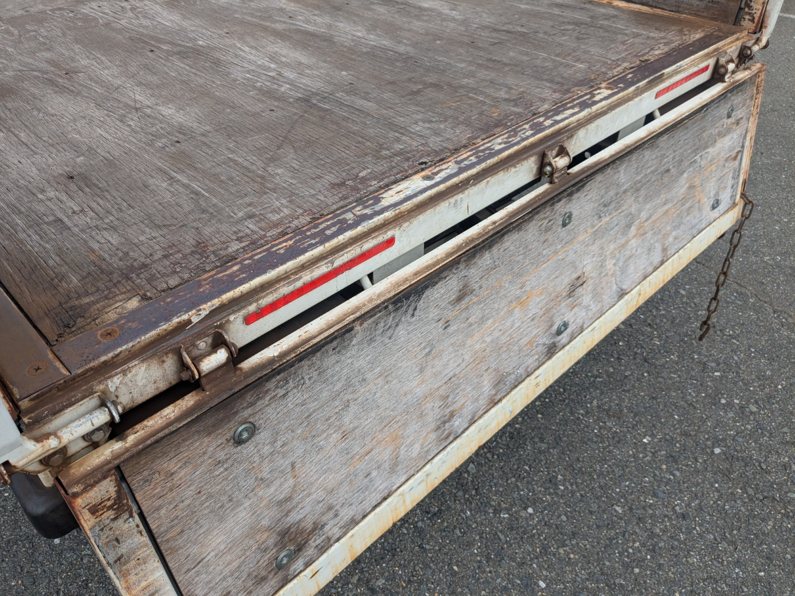 いすゞ エルフ TRG-NHR85A(2WD)の写真10