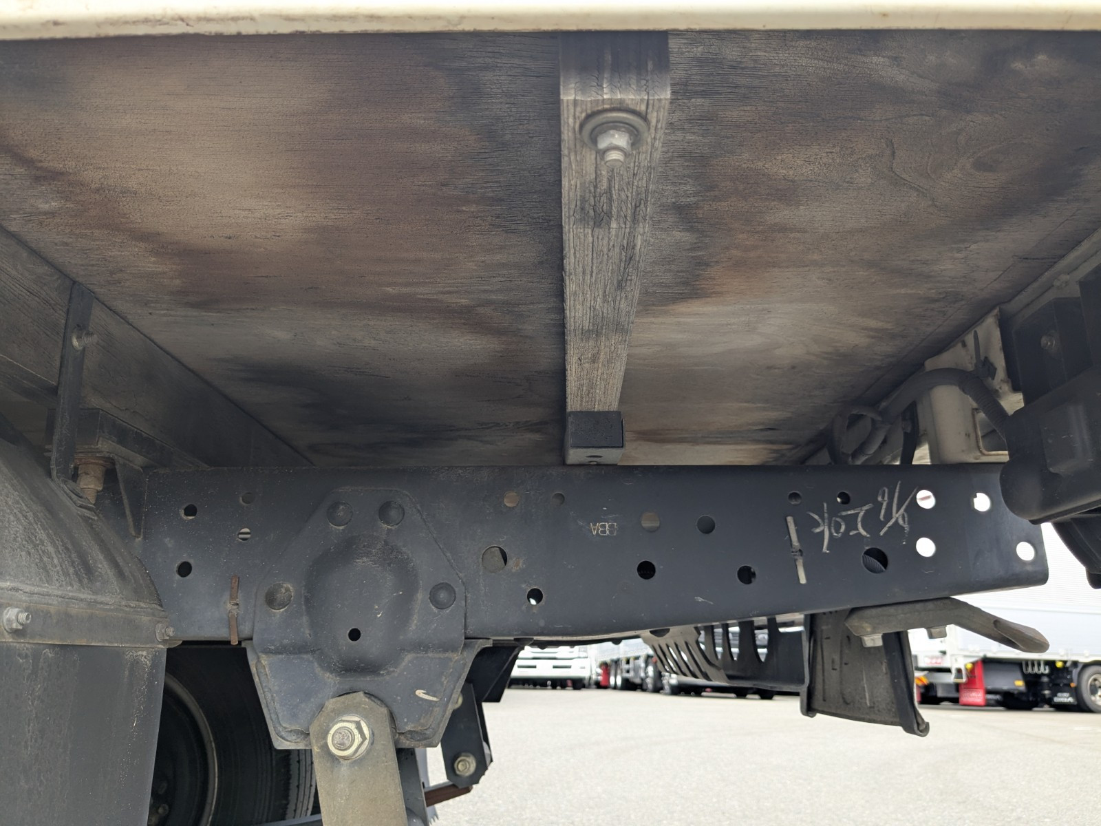 いすゞ エルフ TRG-NHR85A(2WD)の写真20