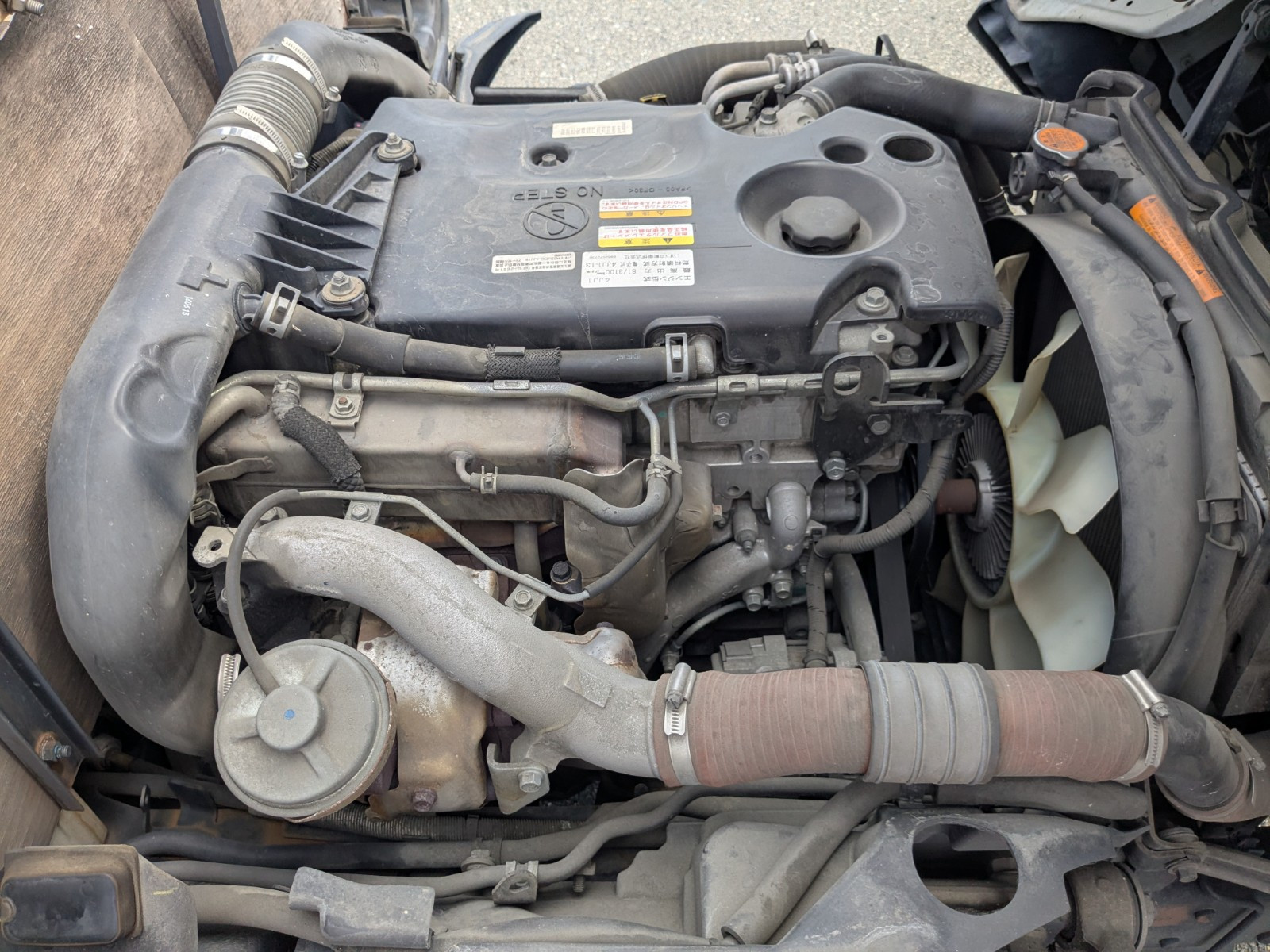 いすゞ エルフ TRG-NHR85A(2WD)の写真38