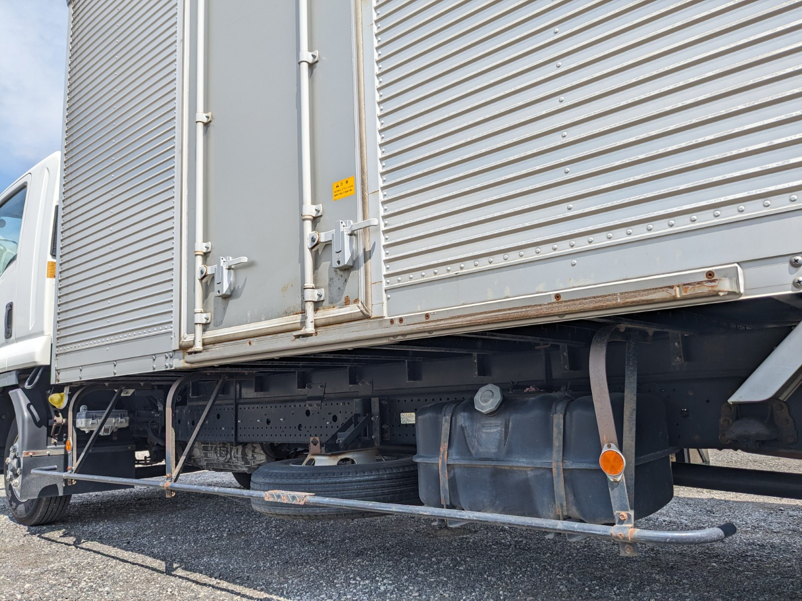 いすゞ フォワード TKG-FRR90S2(2WD)の写真30