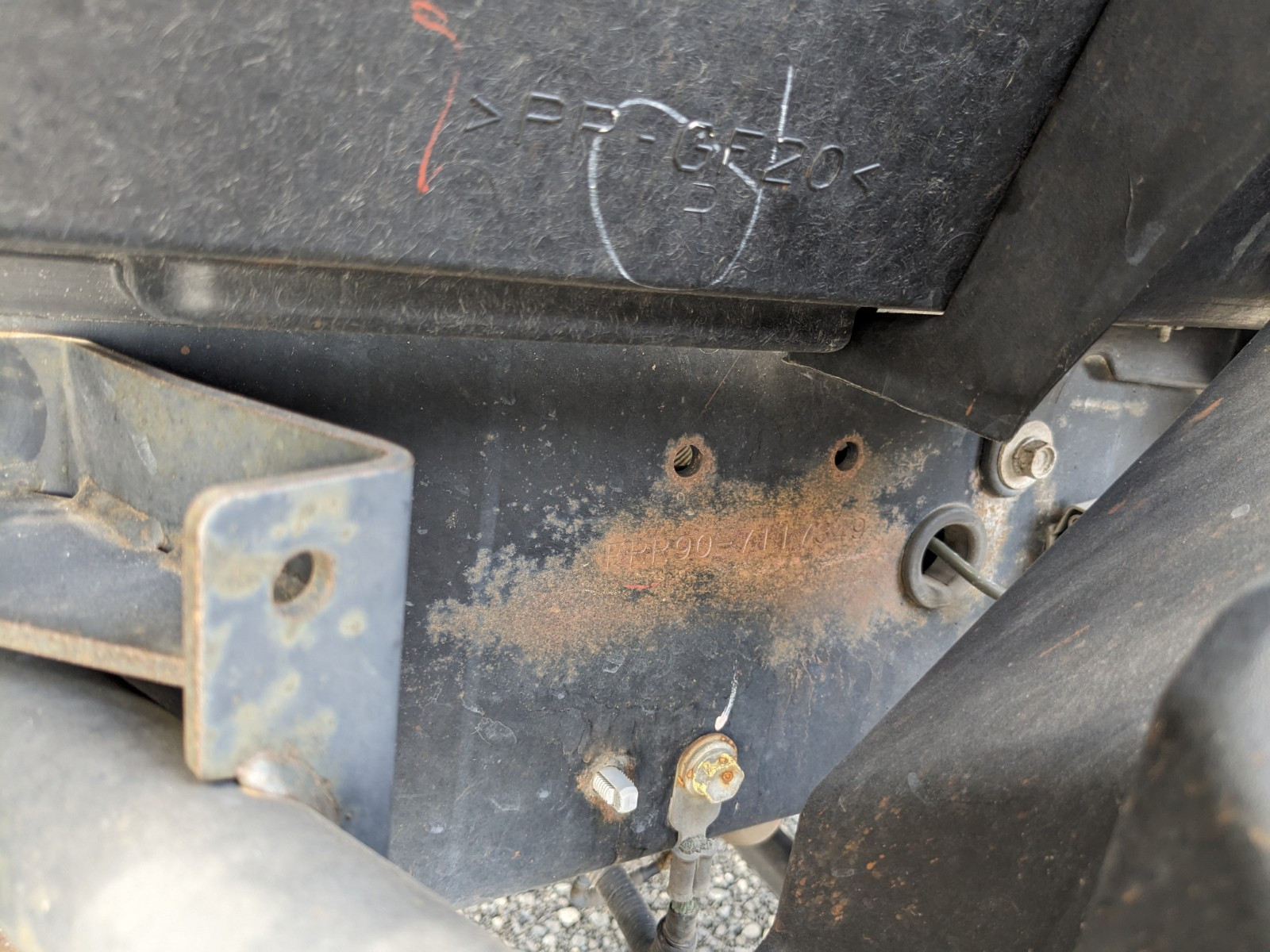 いすゞ フォワード TKG-FRR90S2(2WD)の写真48