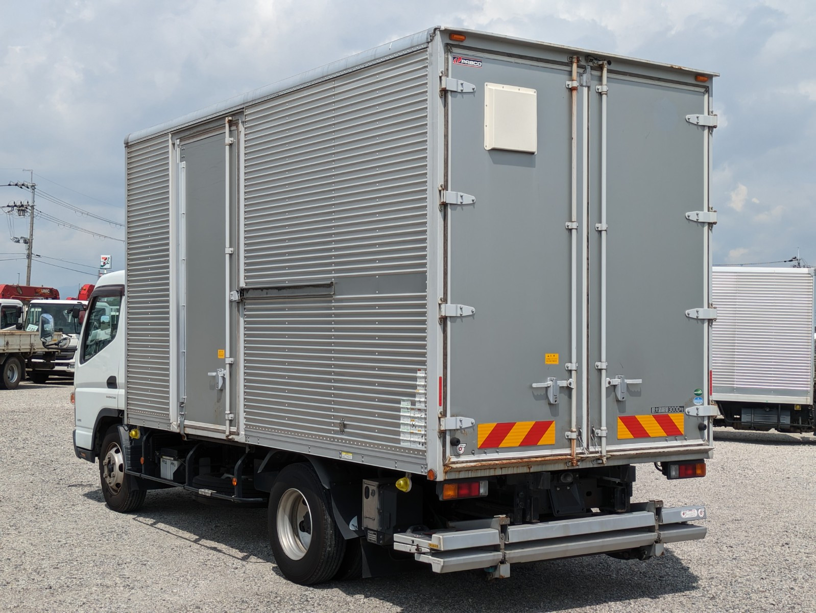 三菱 キャンター TPG-FEB80(2WD)の写真7