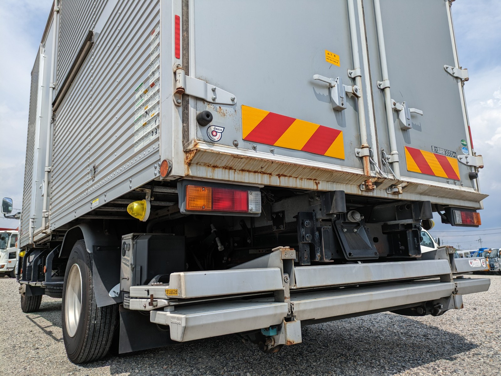 三菱 キャンター TPG-FEB80(2WD)の写真8