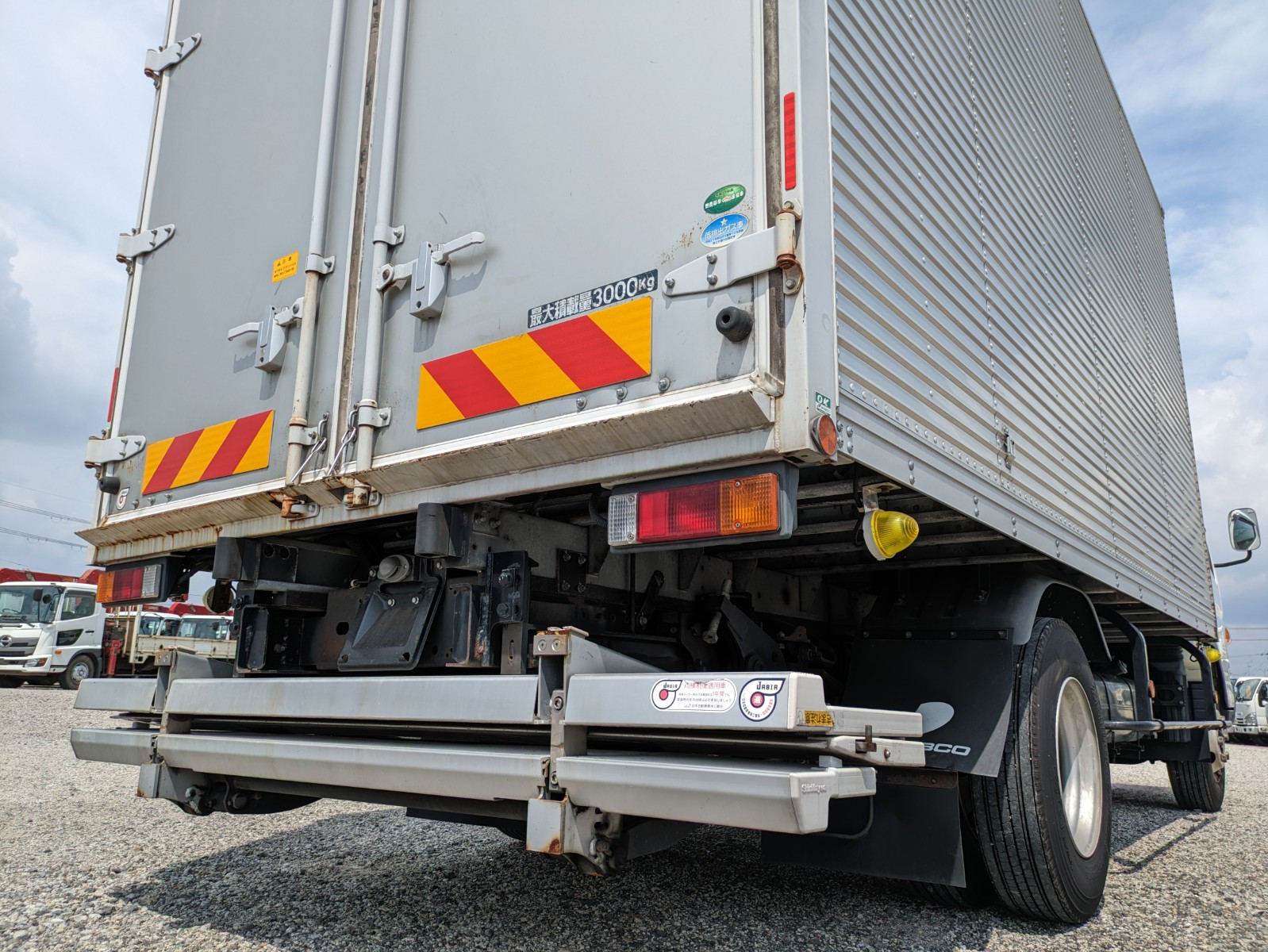 三菱 キャンター TPG-FEB80(2WD)の写真10