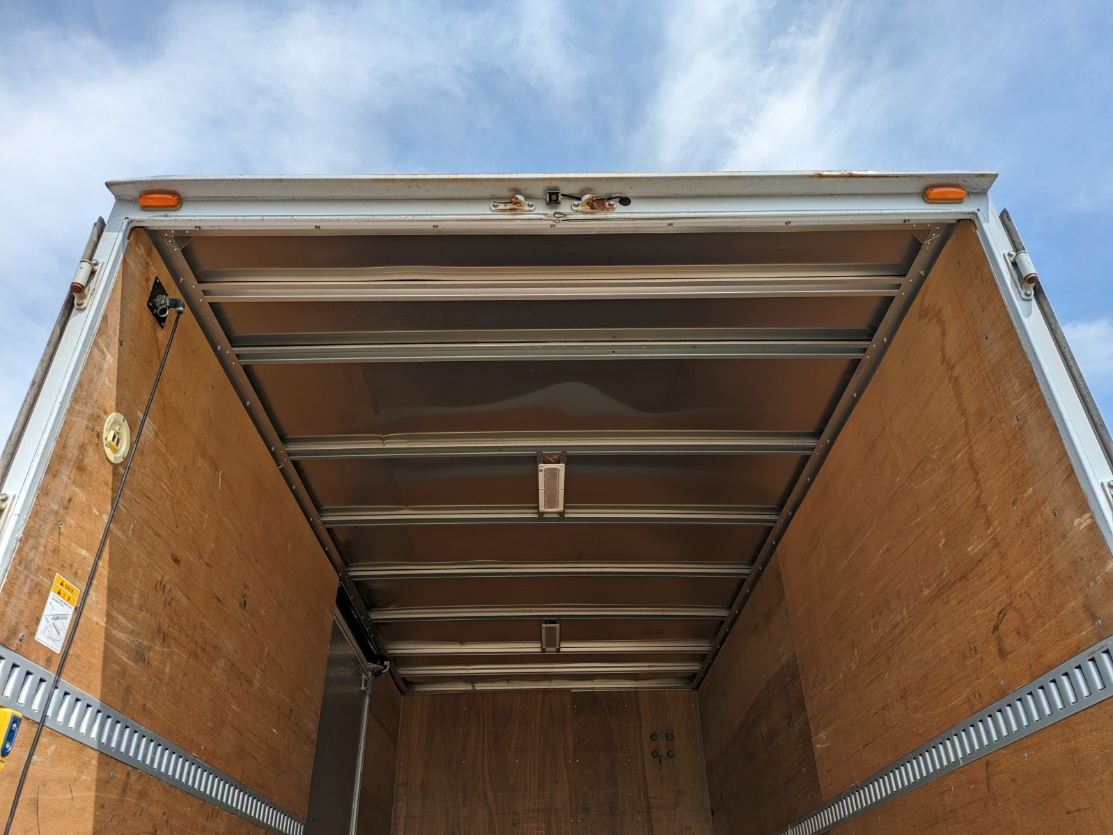 三菱 キャンター TPG-FEB80(2WD)の写真13