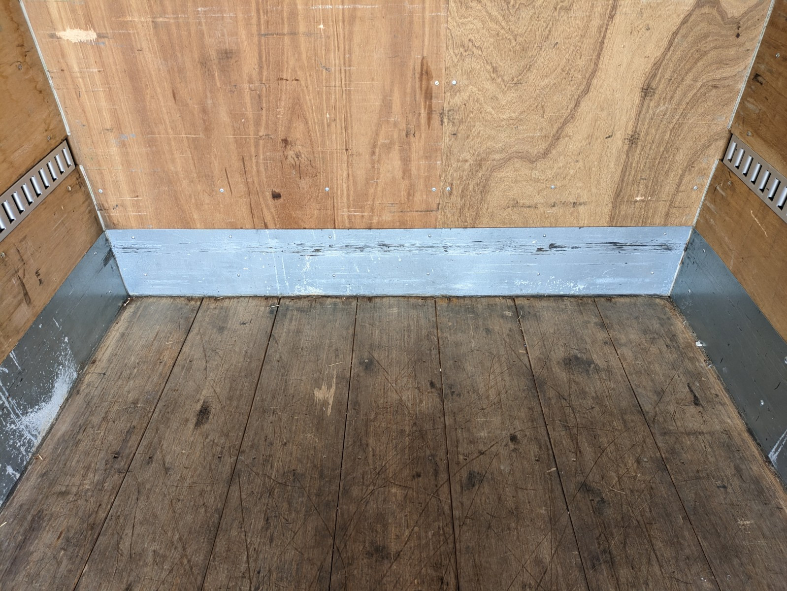 三菱 キャンター TPG-FEB80(2WD)の写真17