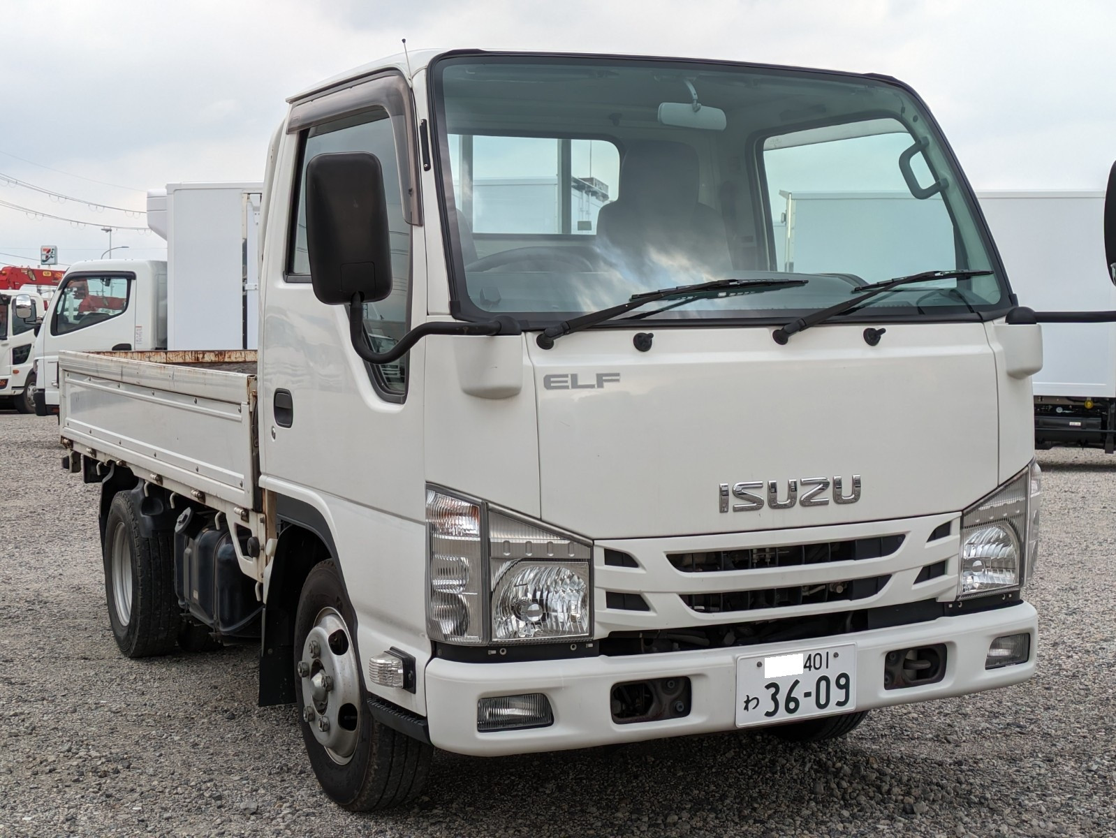 いすゞ エルフ TPG-NJR85A(2WD)の写真3