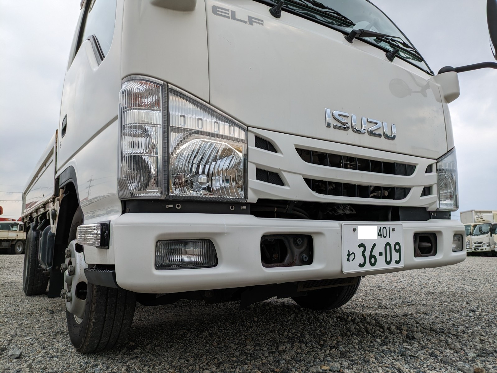 いすゞ エルフ TPG-NJR85A(2WD)の写真4