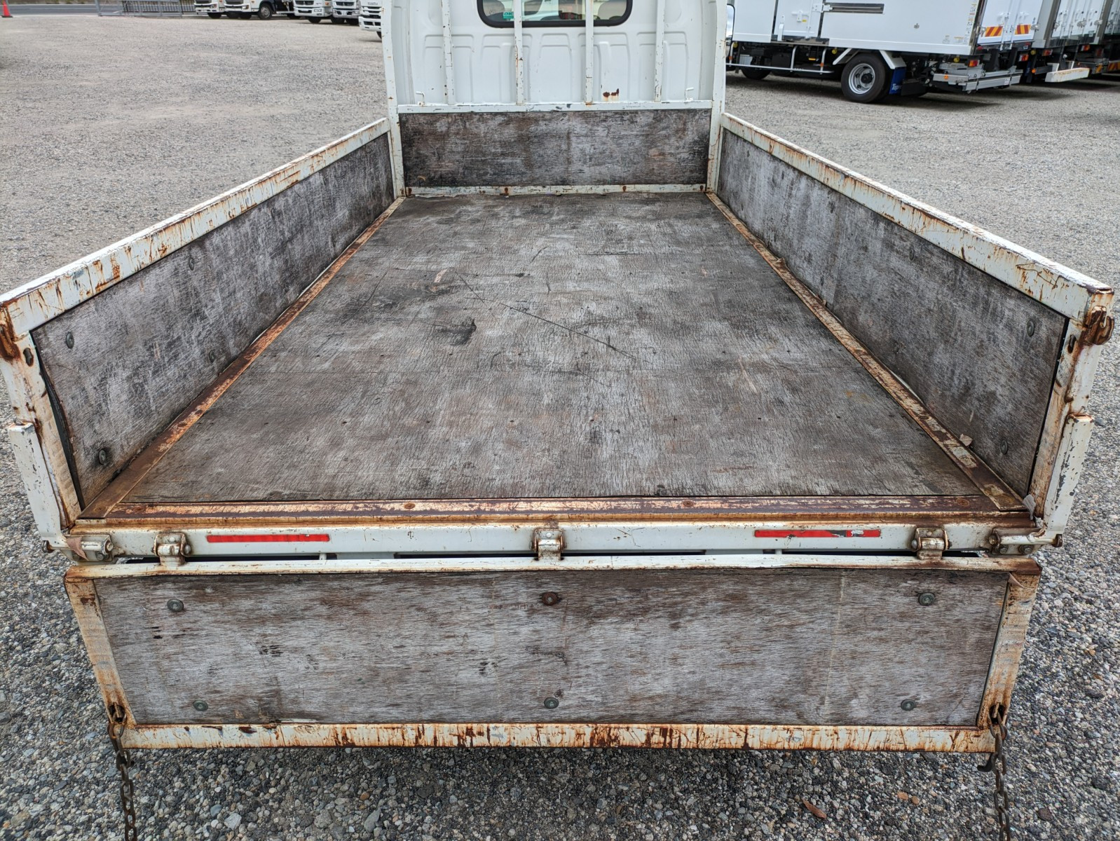 いすゞ エルフ TPG-NJR85A(2WD)の写真12