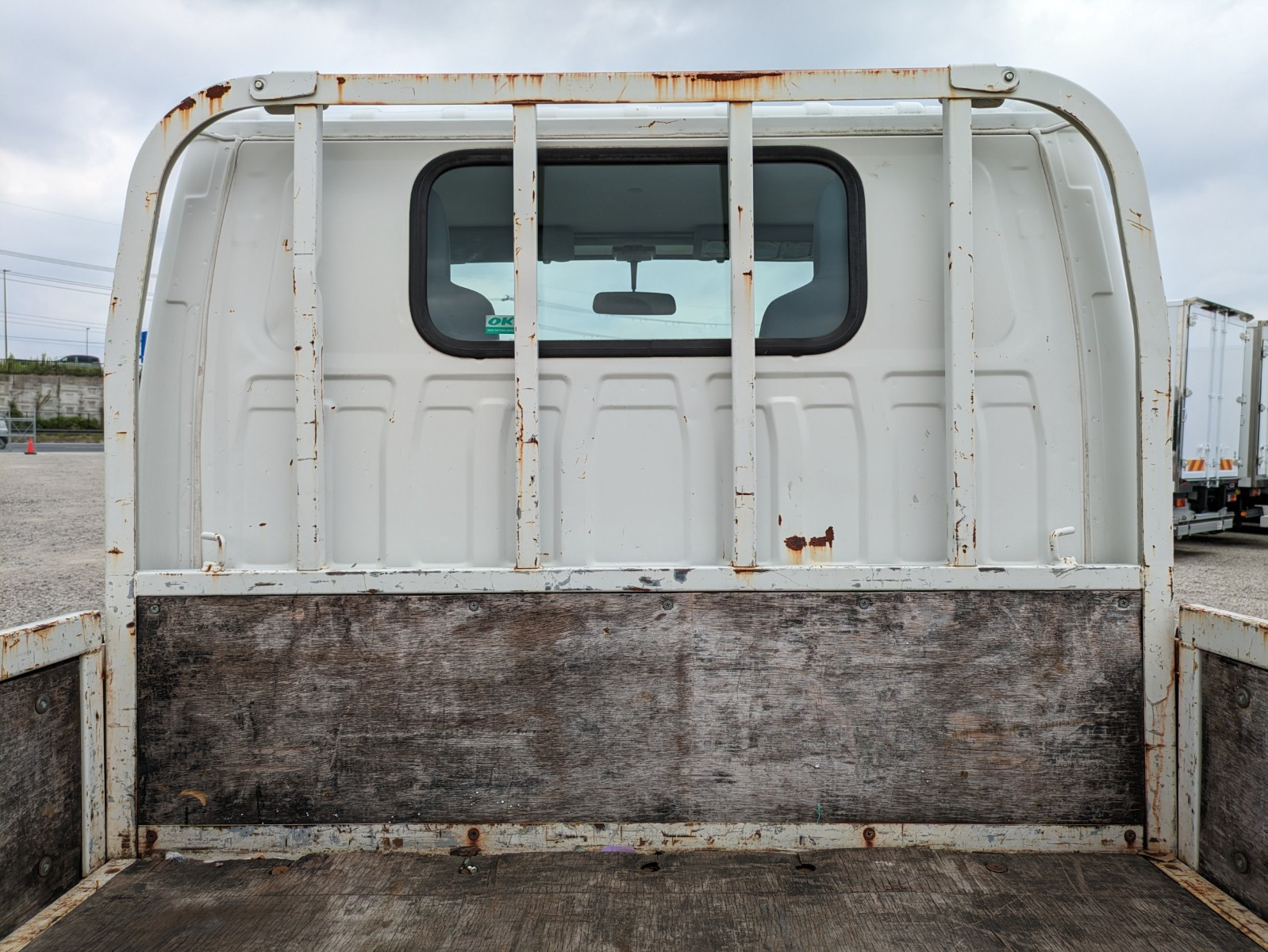 いすゞ エルフ TPG-NJR85A(2WD)の写真14