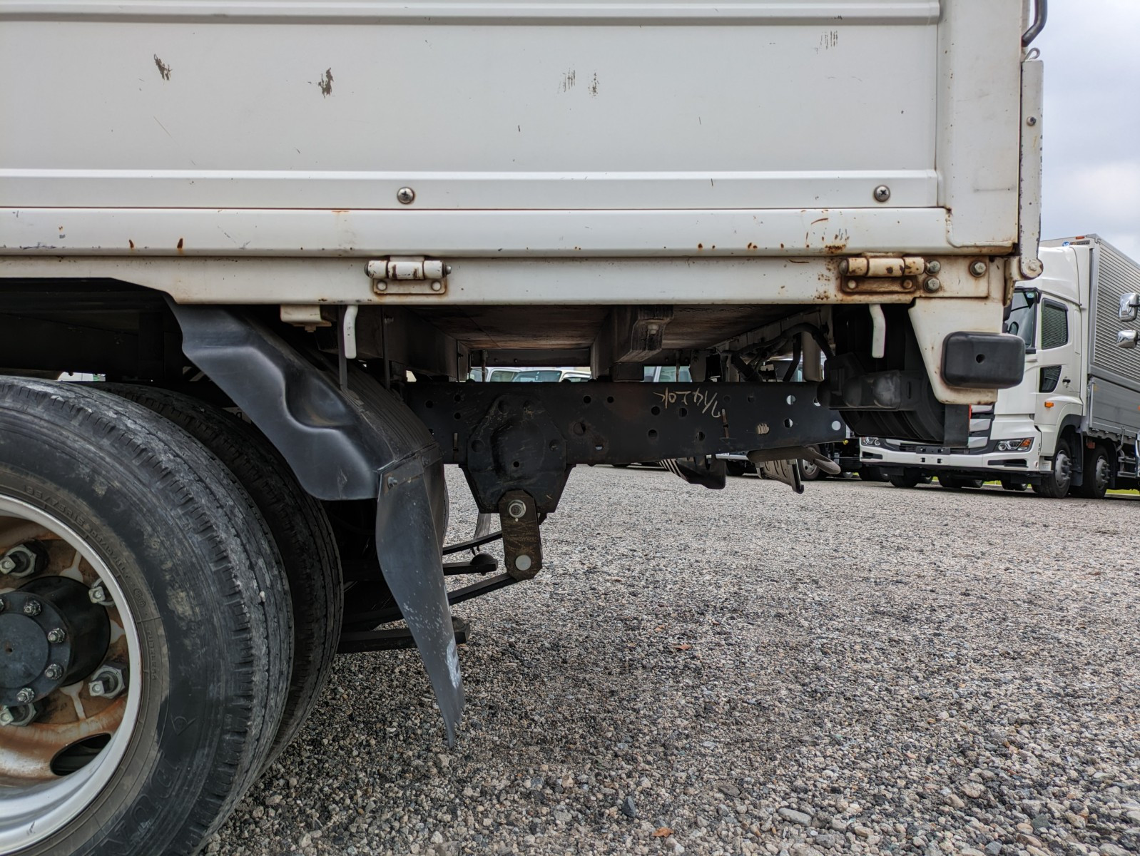 いすゞ エルフ TPG-NJR85A(2WD)の写真18