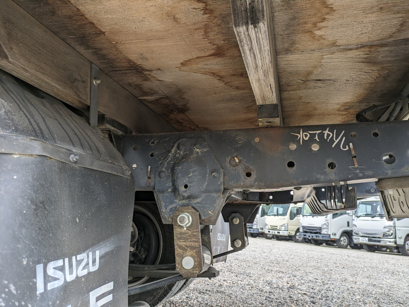 いすゞ エルフ TPG-NJR85A(2WD)の写真19