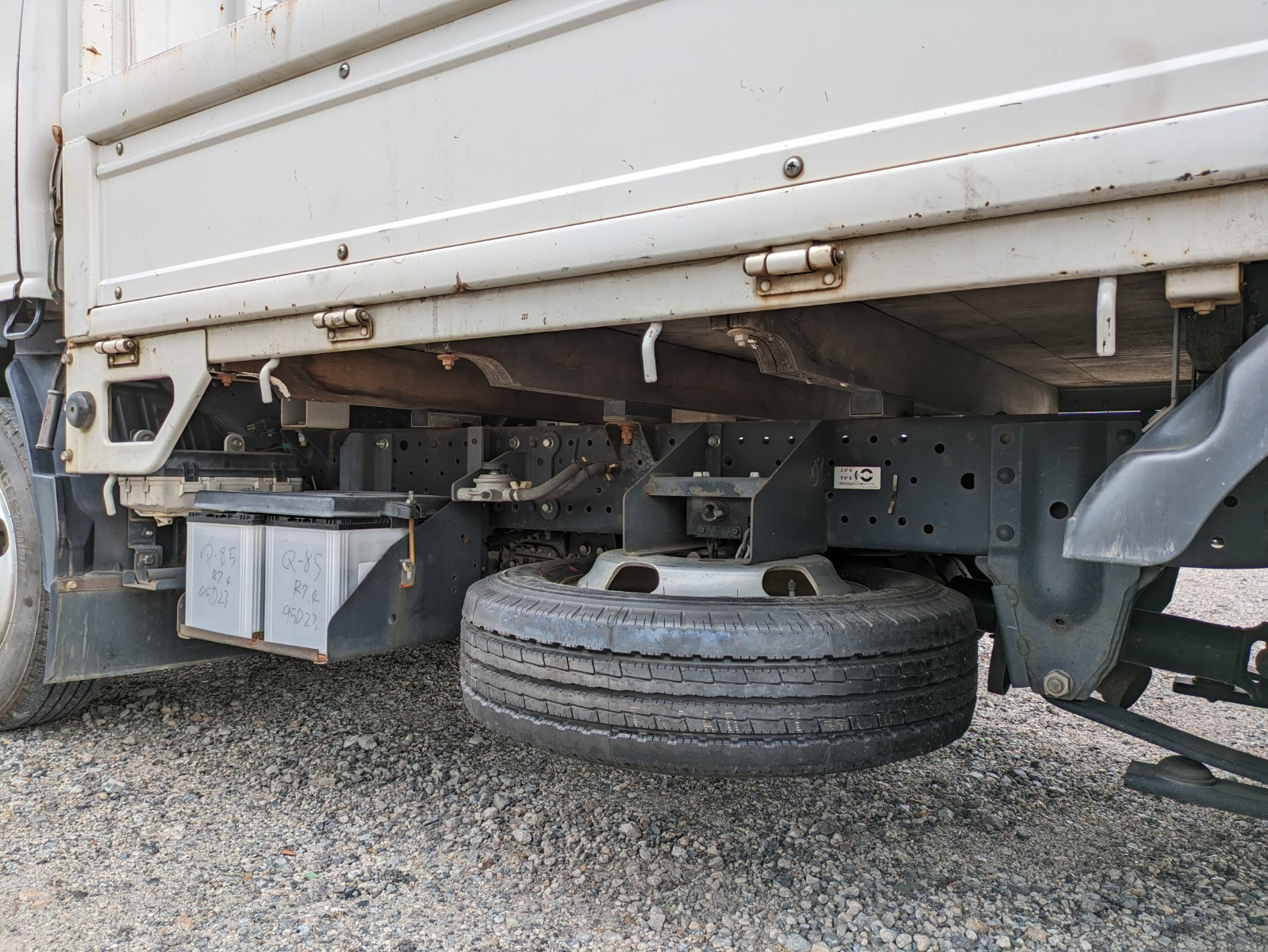 いすゞ エルフ TPG-NJR85A(2WD)の写真21