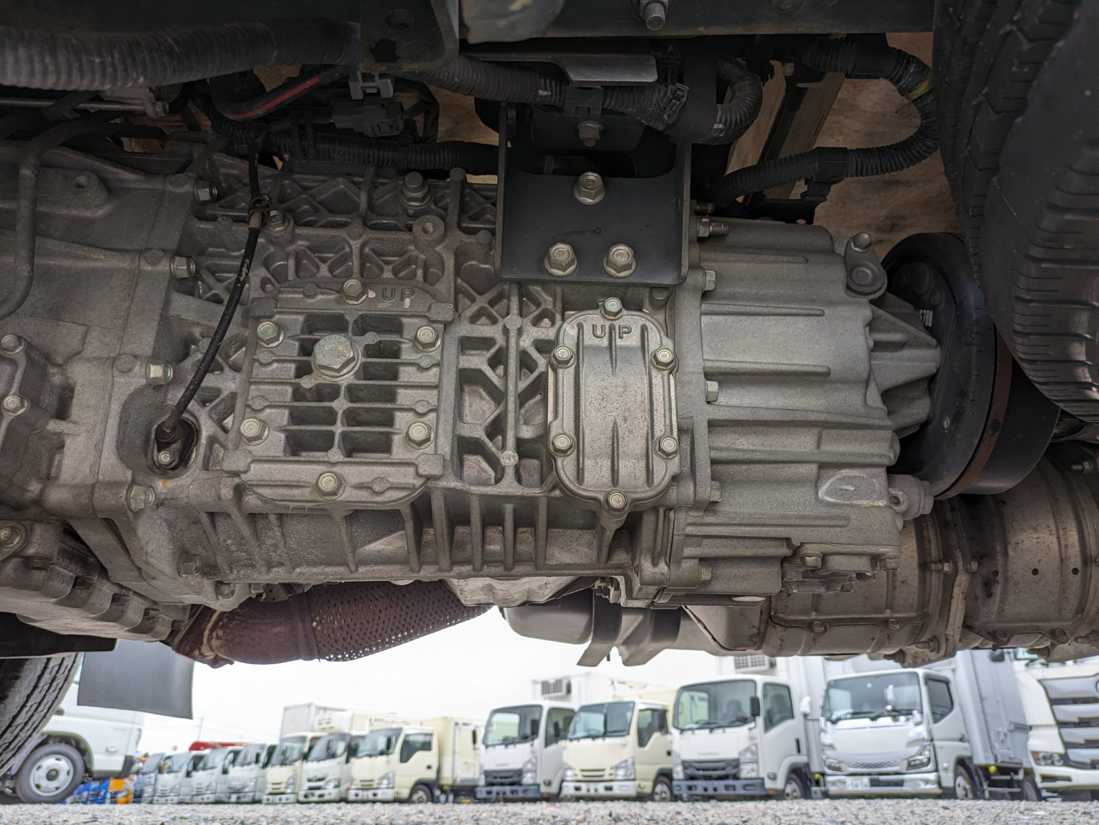 いすゞ エルフ TPG-NJR85A(2WD)の写真22