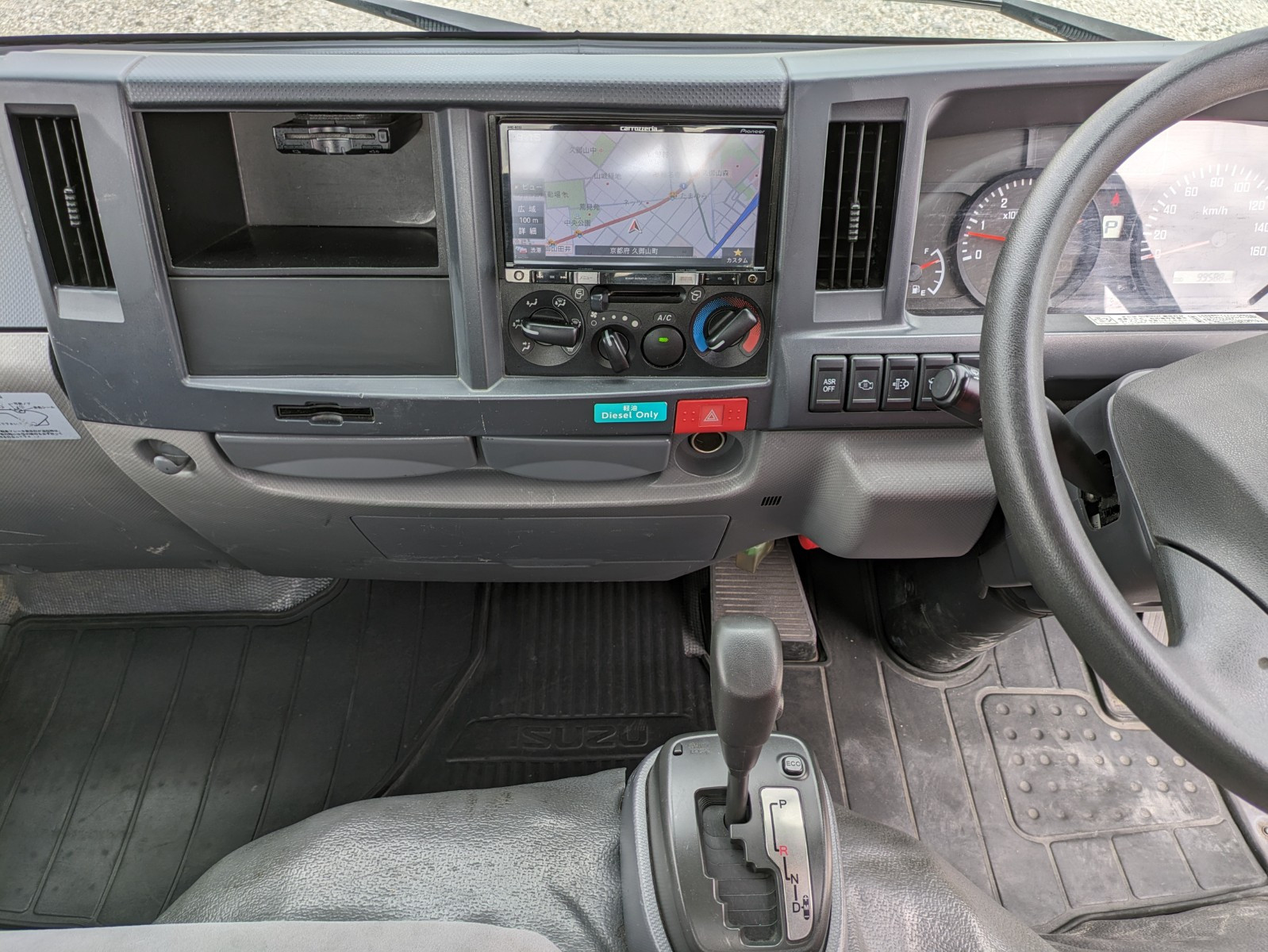 いすゞ エルフ TPG-NJR85A(2WD)の写真30