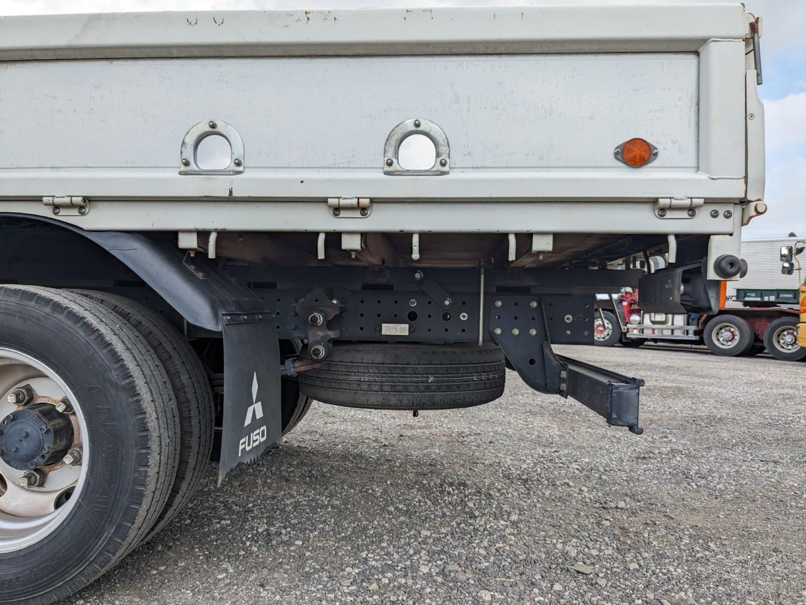 三菱 キャンター TPG-FEA50(2WD)の写真18