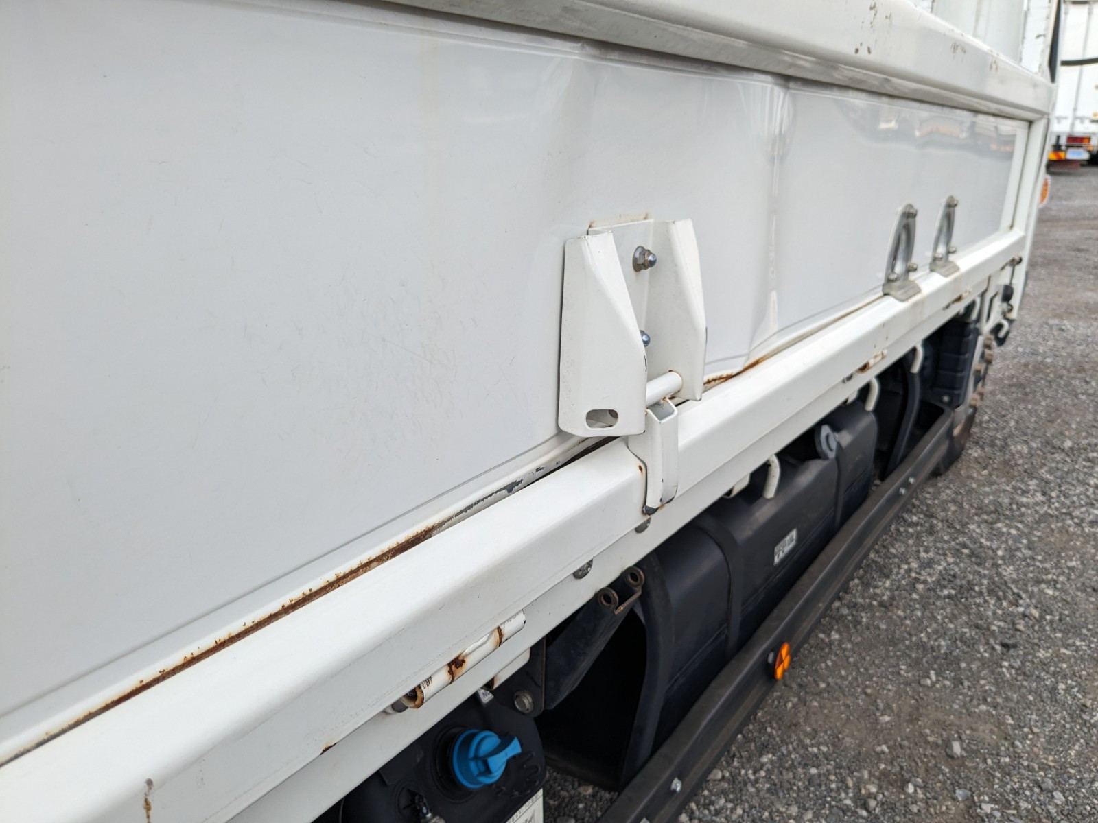 三菱 キャンター TPG-FEA50(2WD)の写真28