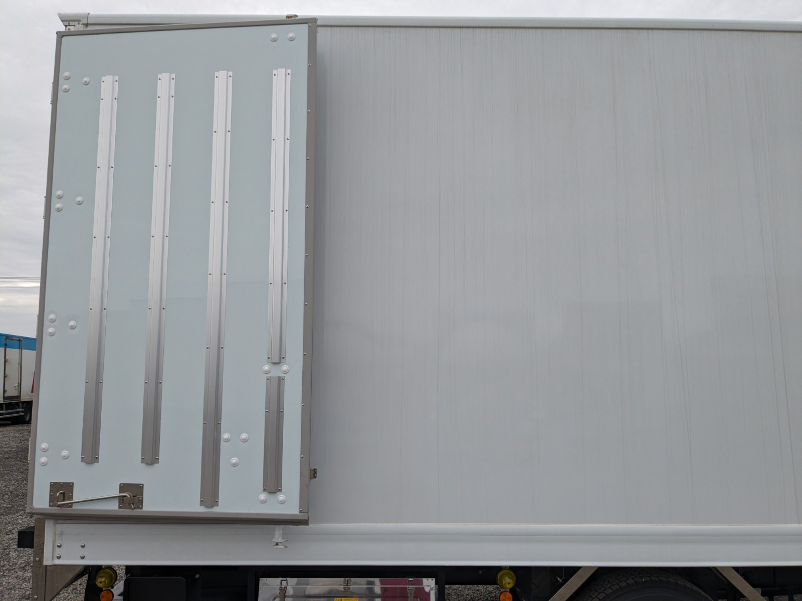 日野 レンジャー 2KG-FD2ABG(2WD)の写真32