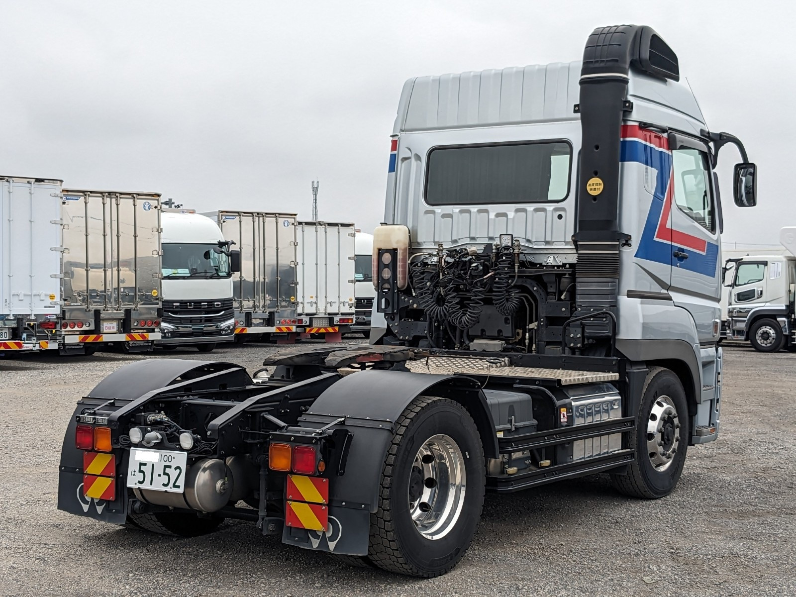 三菱 スーパーグレート 2PG-FP74HDR(2WD)の写真5