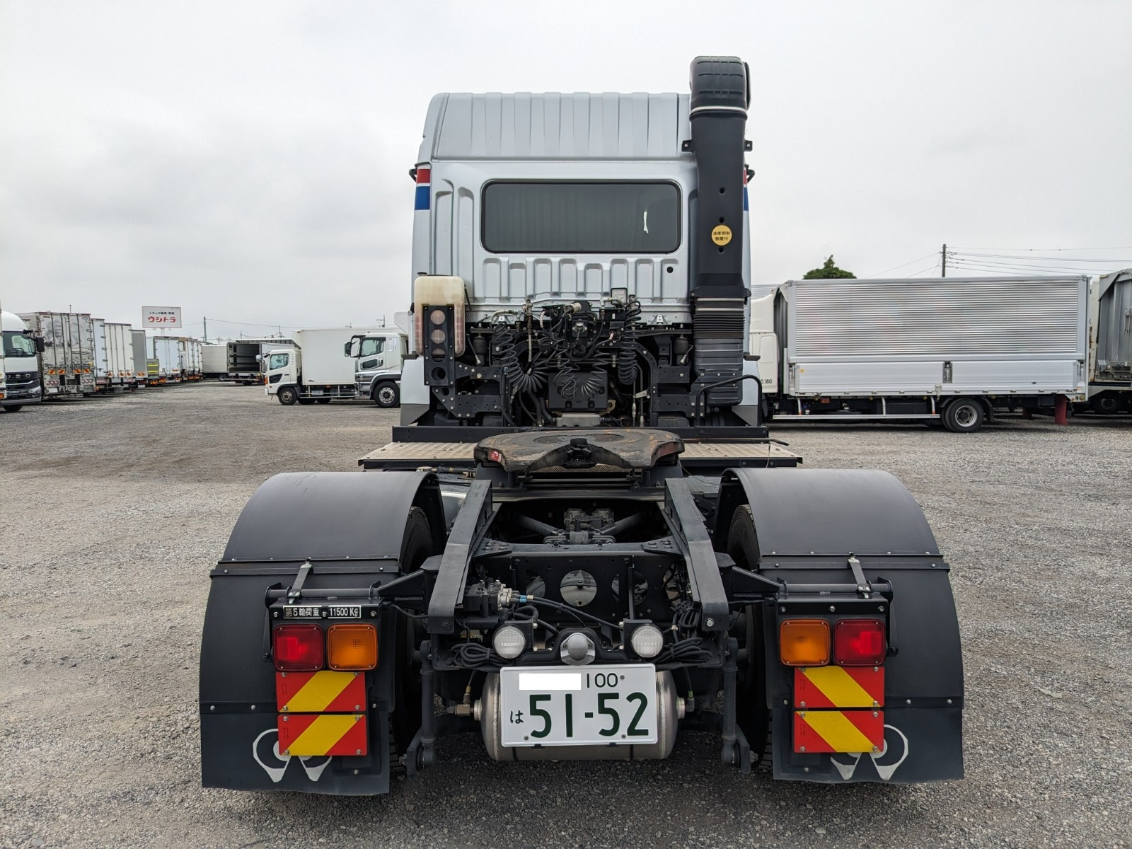 三菱 スーパーグレート 2PG-FP74HDR(2WD)の写真6