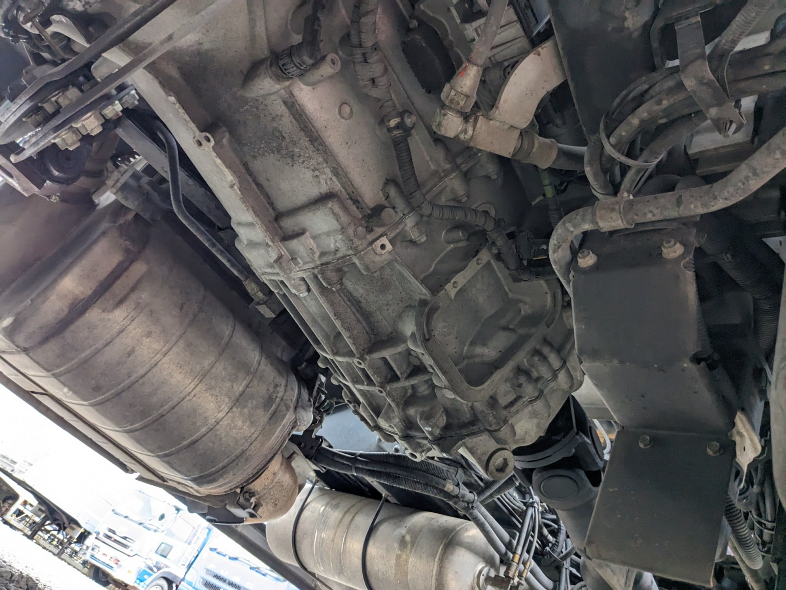 三菱 スーパーグレート 2PG-FP74HDR(2WD)の写真17