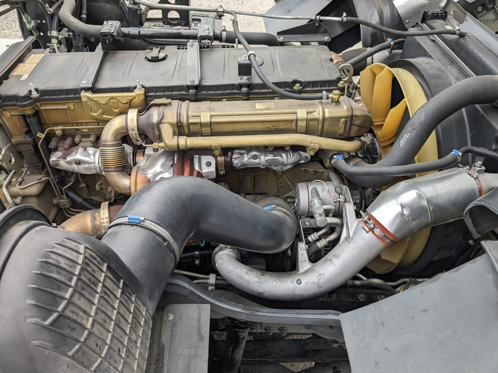 三菱 スーパーグレート 2PG-FP74HDR(2WD)の写真37