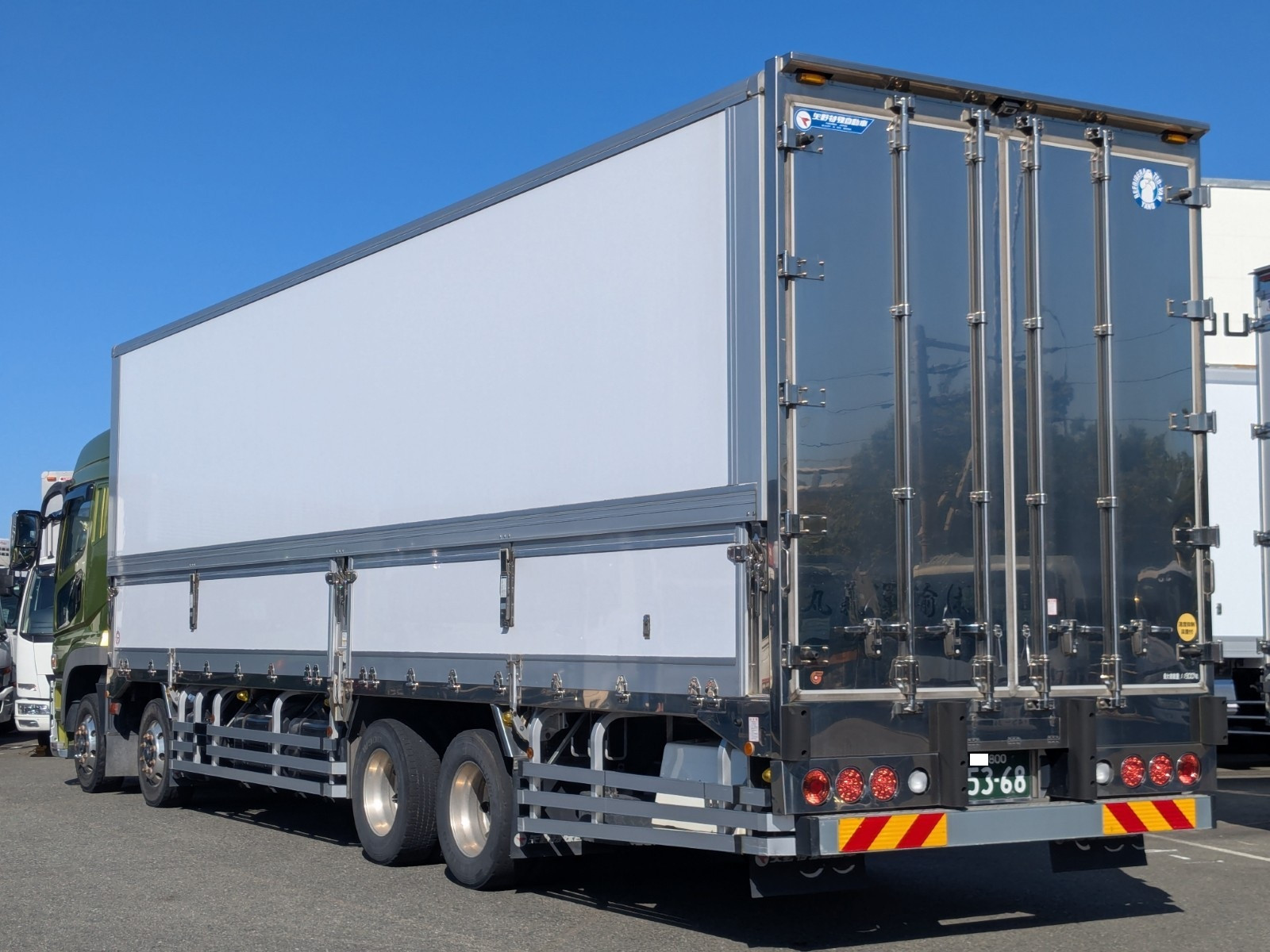 三菱 スーパーグレート 2PG-FS74HZ(8x4)の写真5