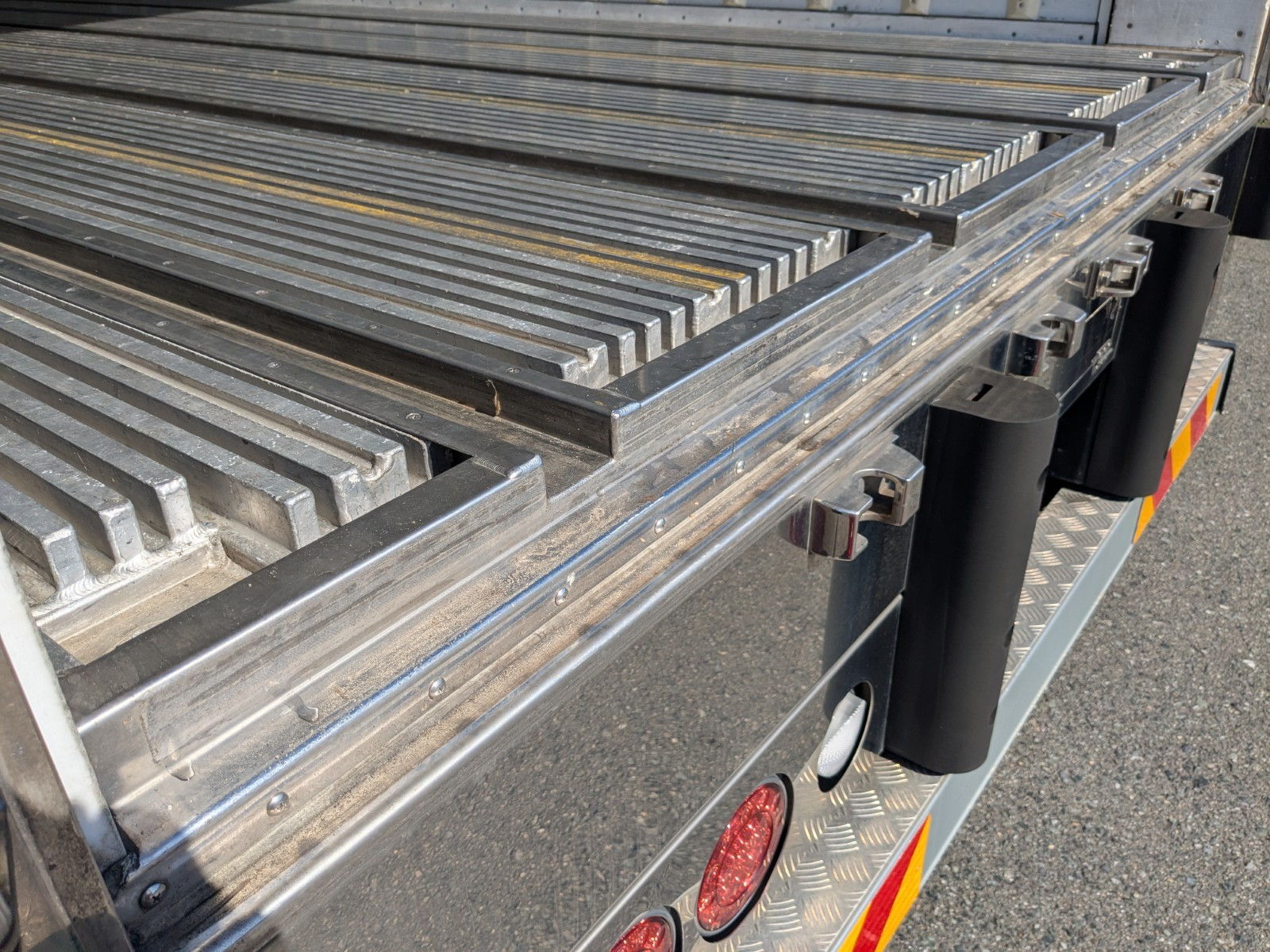 三菱 スーパーグレート 2PG-FS74HZ(8x4)の写真11