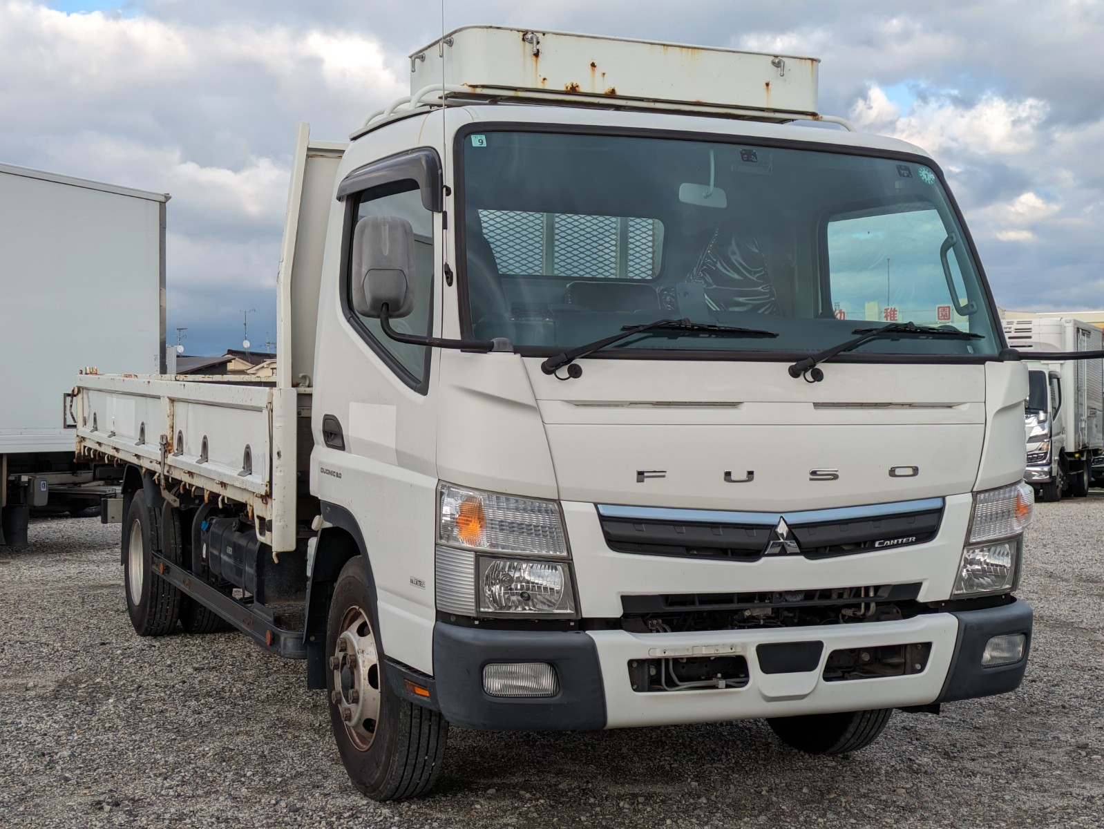 三菱 キャンター TPG-FEBS0(2WD)の写真4