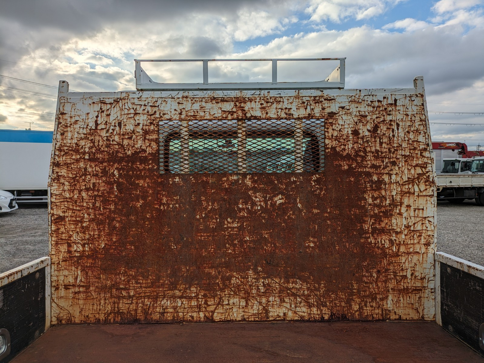 三菱 キャンター TPG-FEBS0(2WD)の写真15