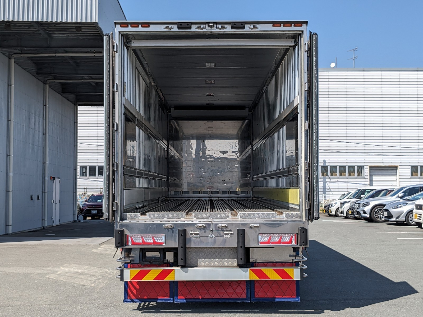 三菱 スーパーグレート 2PG-FU74HZ(6x2)の写真9