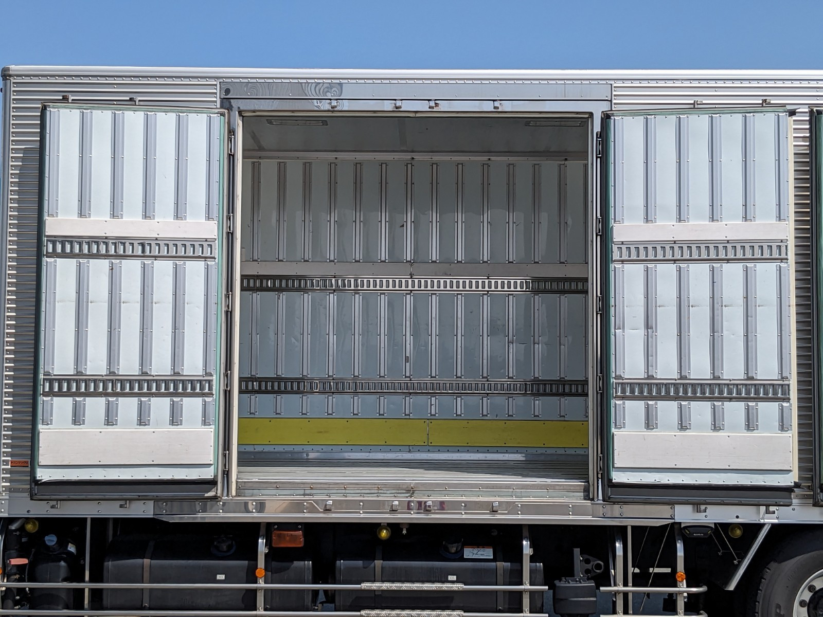 三菱 スーパーグレート 2PG-FU74HZ(6x2)の写真18