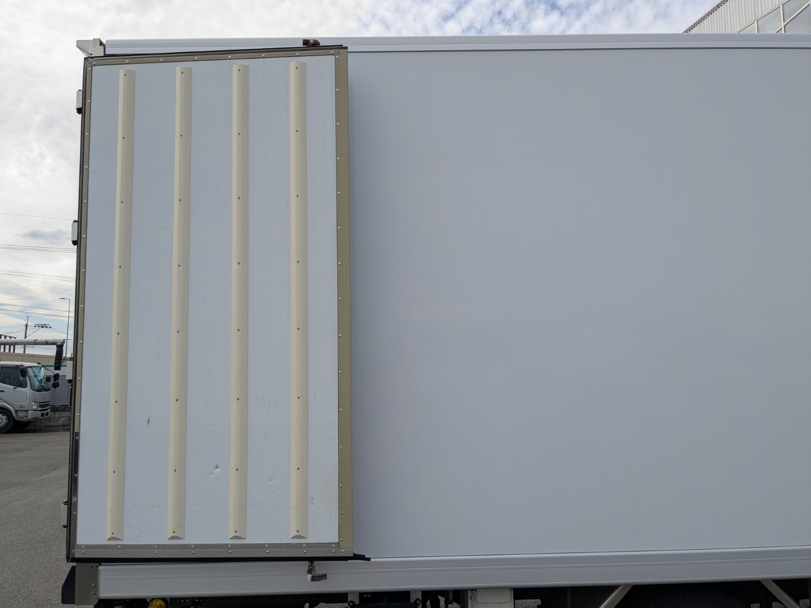 日野 レンジャー 2KG-FC2ABG(2WD)の写真17