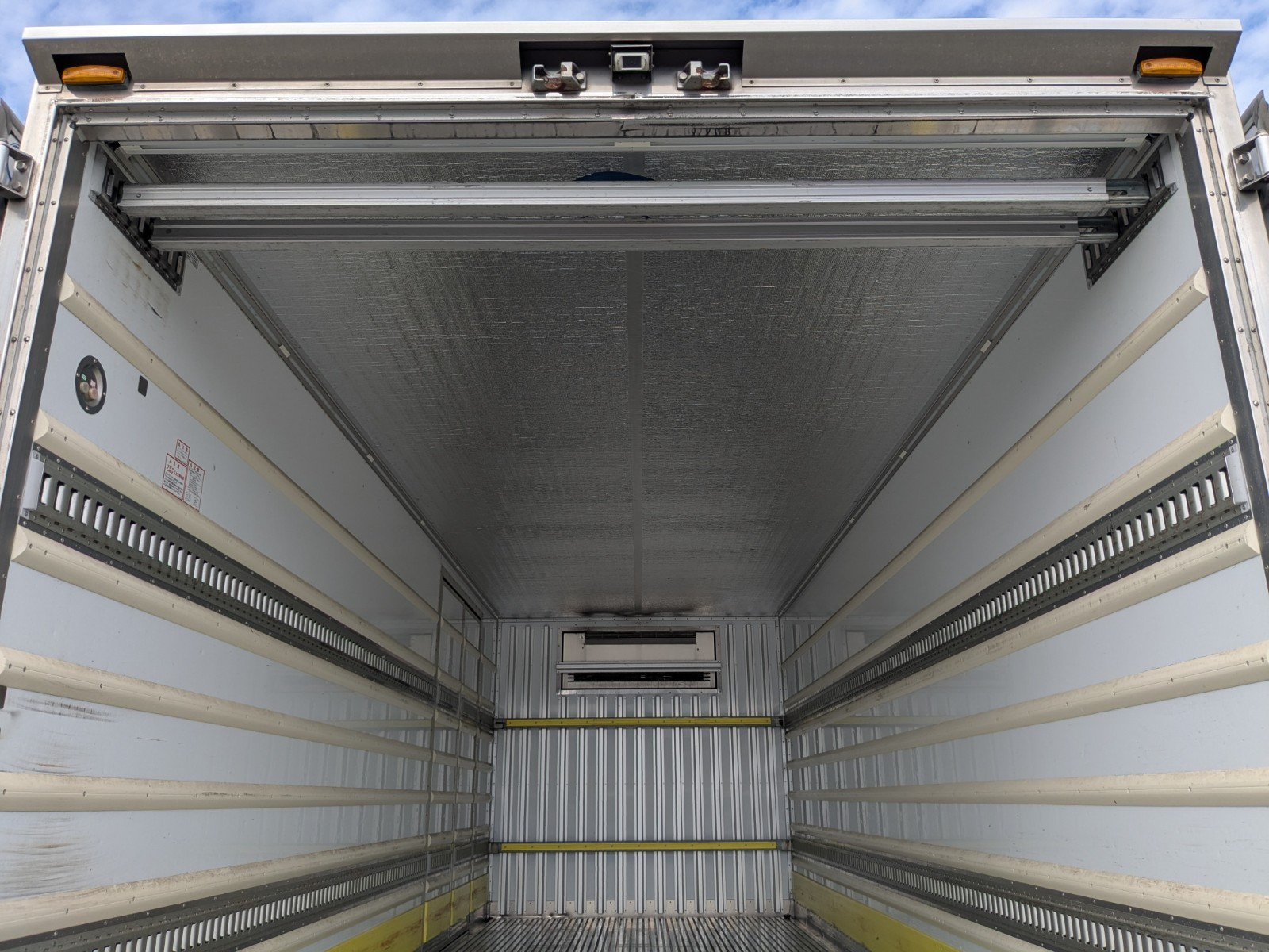 日野 レンジャー 2KG-FC2ABG(2WD)の写真21