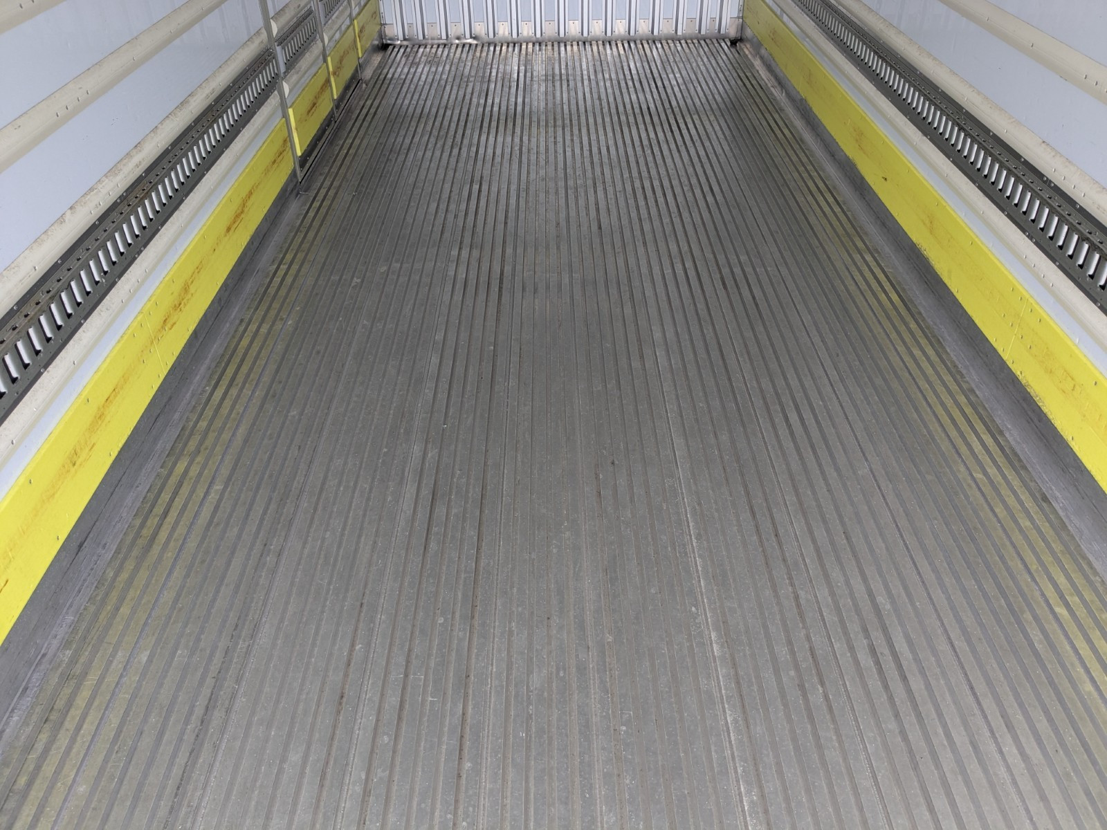 日野 レンジャー 2KG-FC2ABG(2WD)の写真22