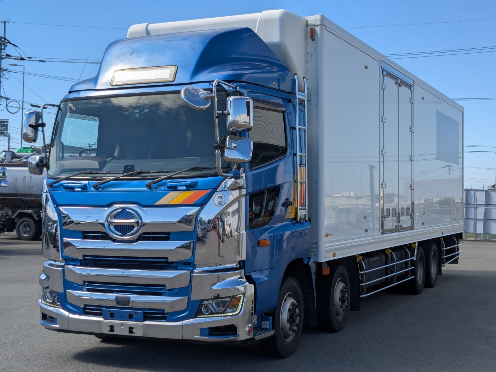 日野 プロフィア 2DG-FW1AHG(8x4)の写真1