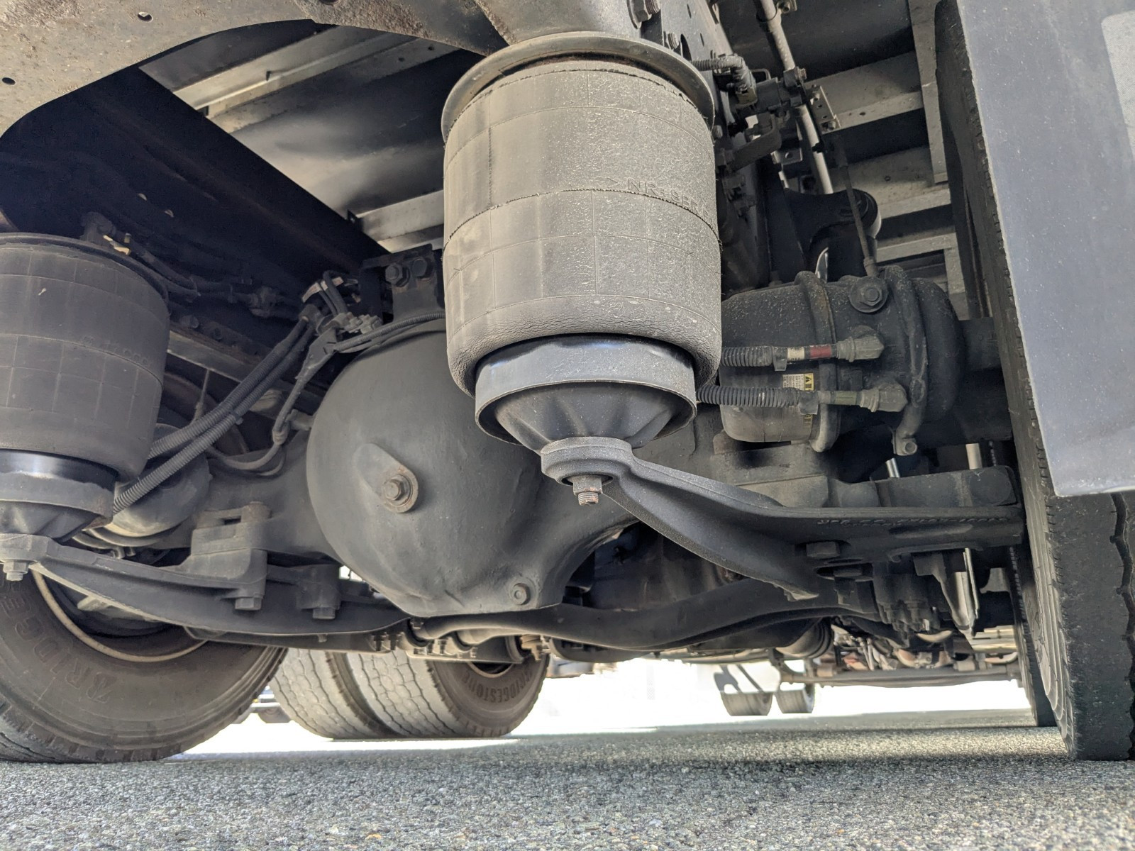 日野 プロフィア 2DG-FW1AHG(8x4)の写真18