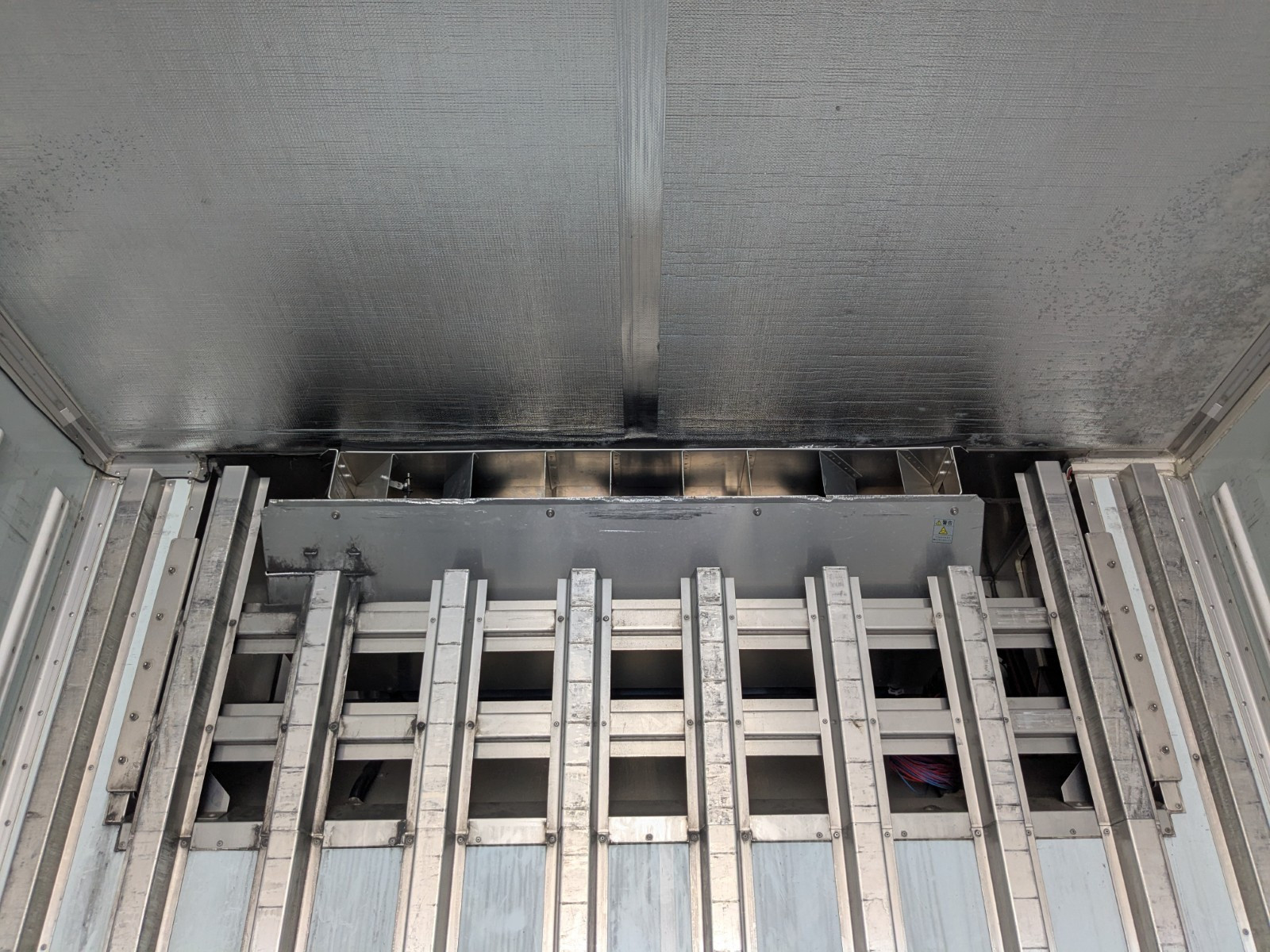 日野 プロフィア 2DG-FW1AHG(8x4)の写真26