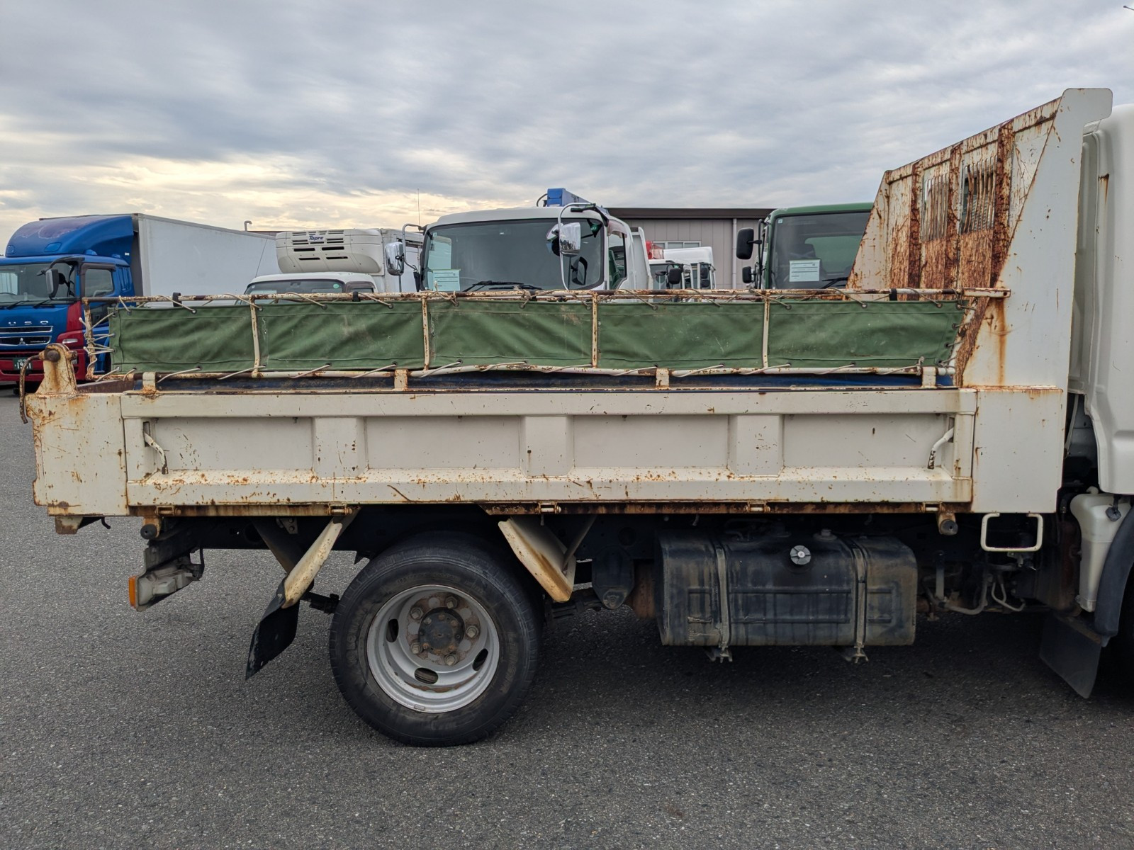 日野 デュトロ TKG-XZC610T(2WD)の写真31